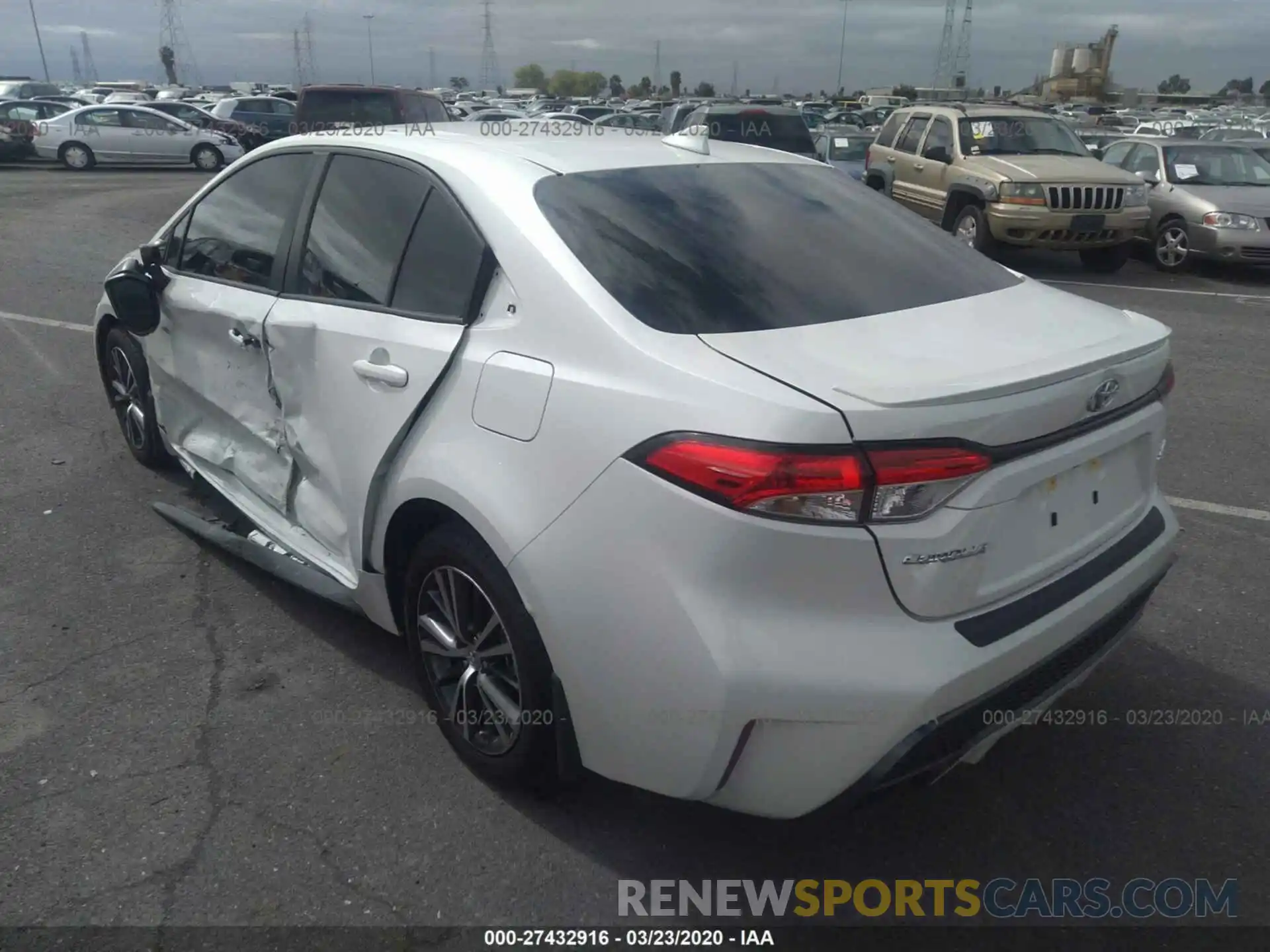 3 Photograph of a damaged car JTDS4RCE0LJ020238 TOYOTA COROLLA 2020