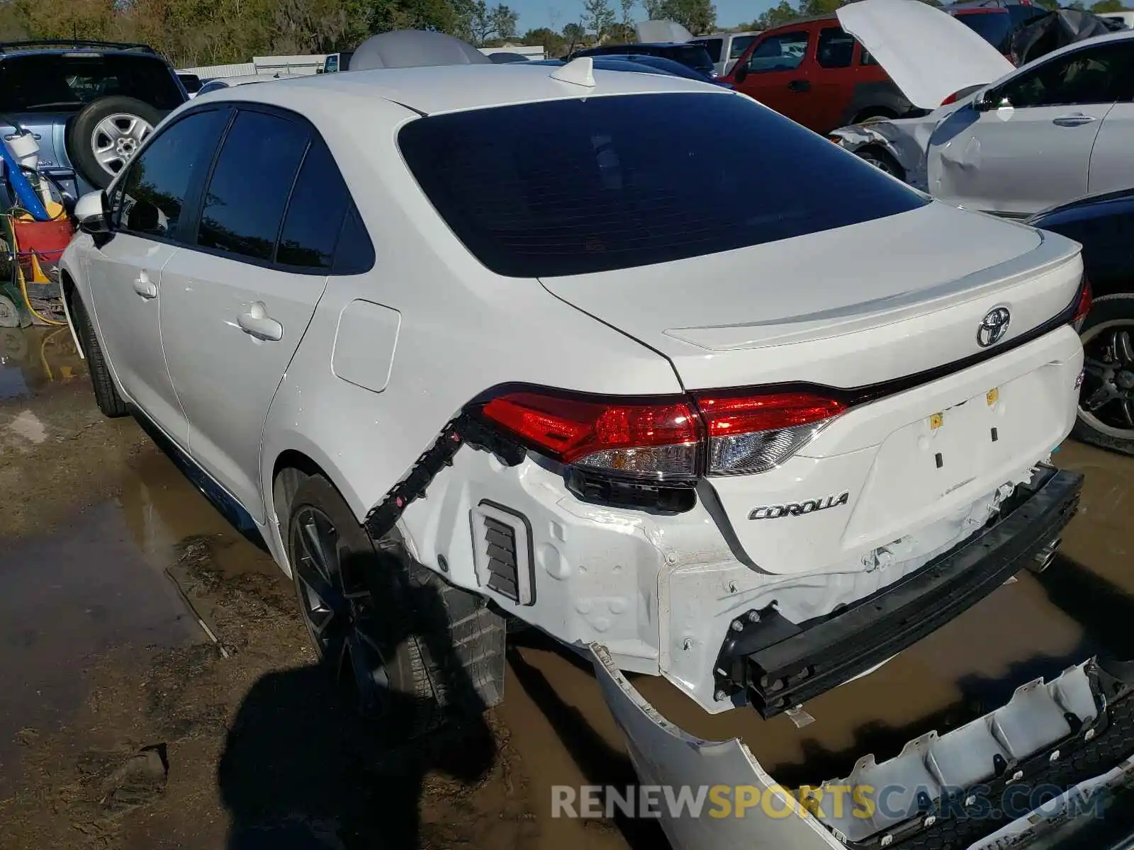 3 Photograph of a damaged car JTDS4RCE0LJ021390 TOYOTA COROLLA 2020