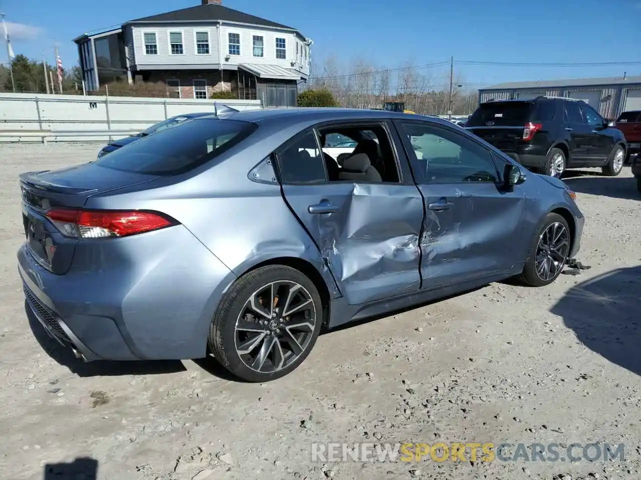 3 Photograph of a damaged car JTDS4RCE0LJ022670 TOYOTA COROLLA 2020