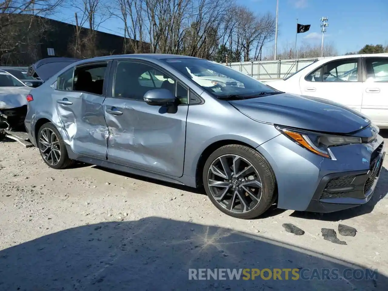 4 Photograph of a damaged car JTDS4RCE0LJ022670 TOYOTA COROLLA 2020