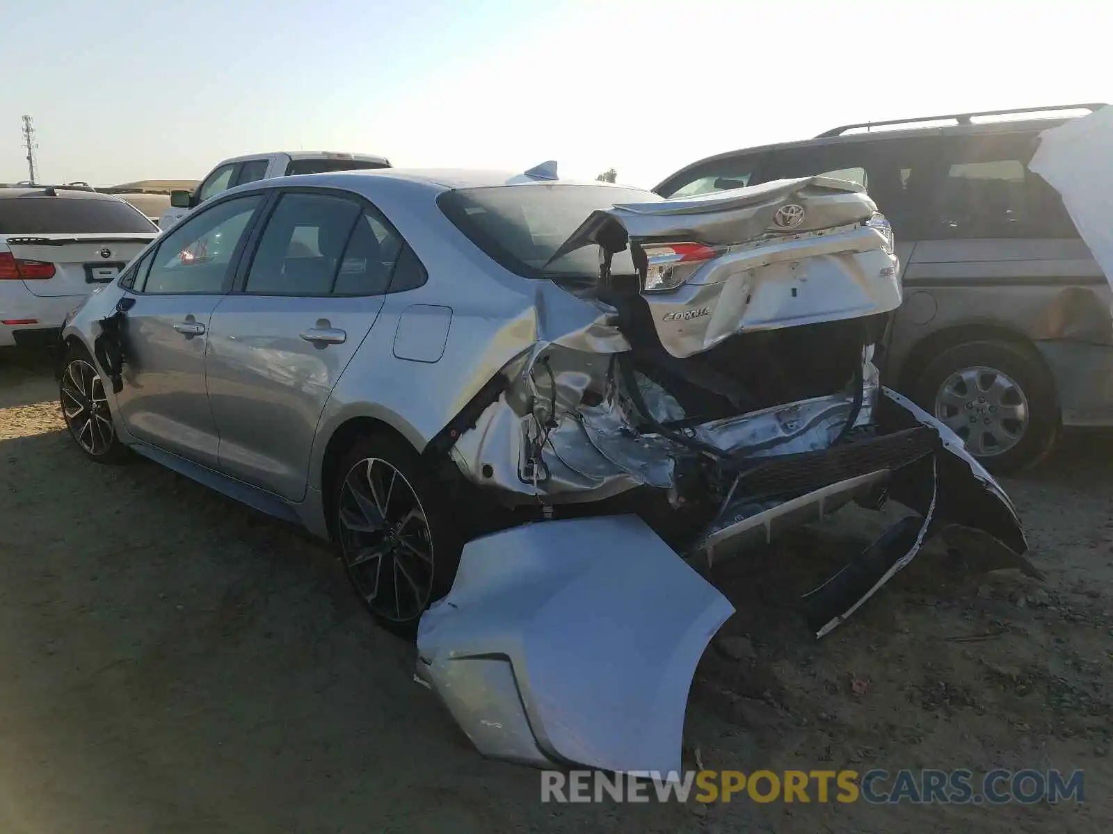 3 Photograph of a damaged car JTDS4RCE0LJ023351 TOYOTA COROLLA 2020