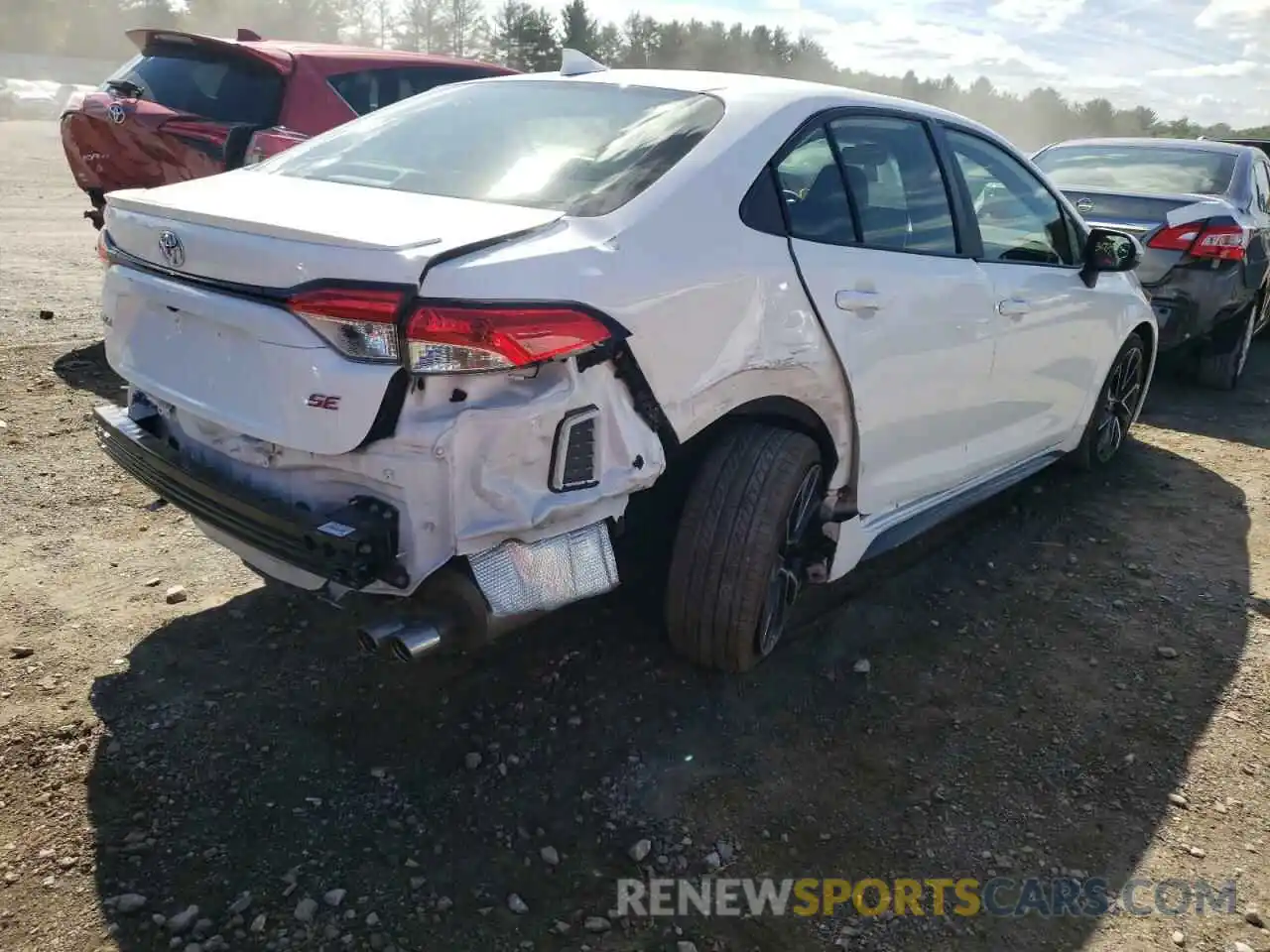 4 Photograph of a damaged car JTDS4RCE0LJ023835 TOYOTA COROLLA 2020