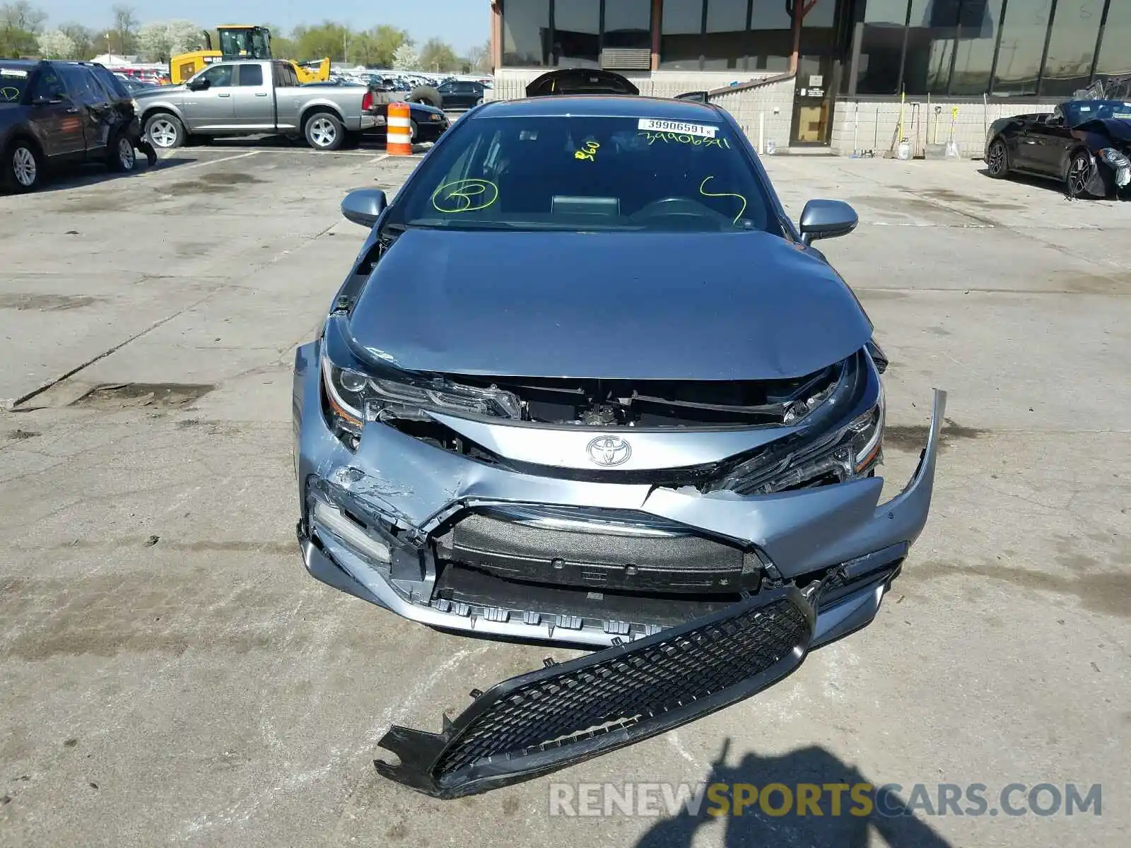 9 Photograph of a damaged car JTDS4RCE0LJ025083 TOYOTA COROLLA 2020