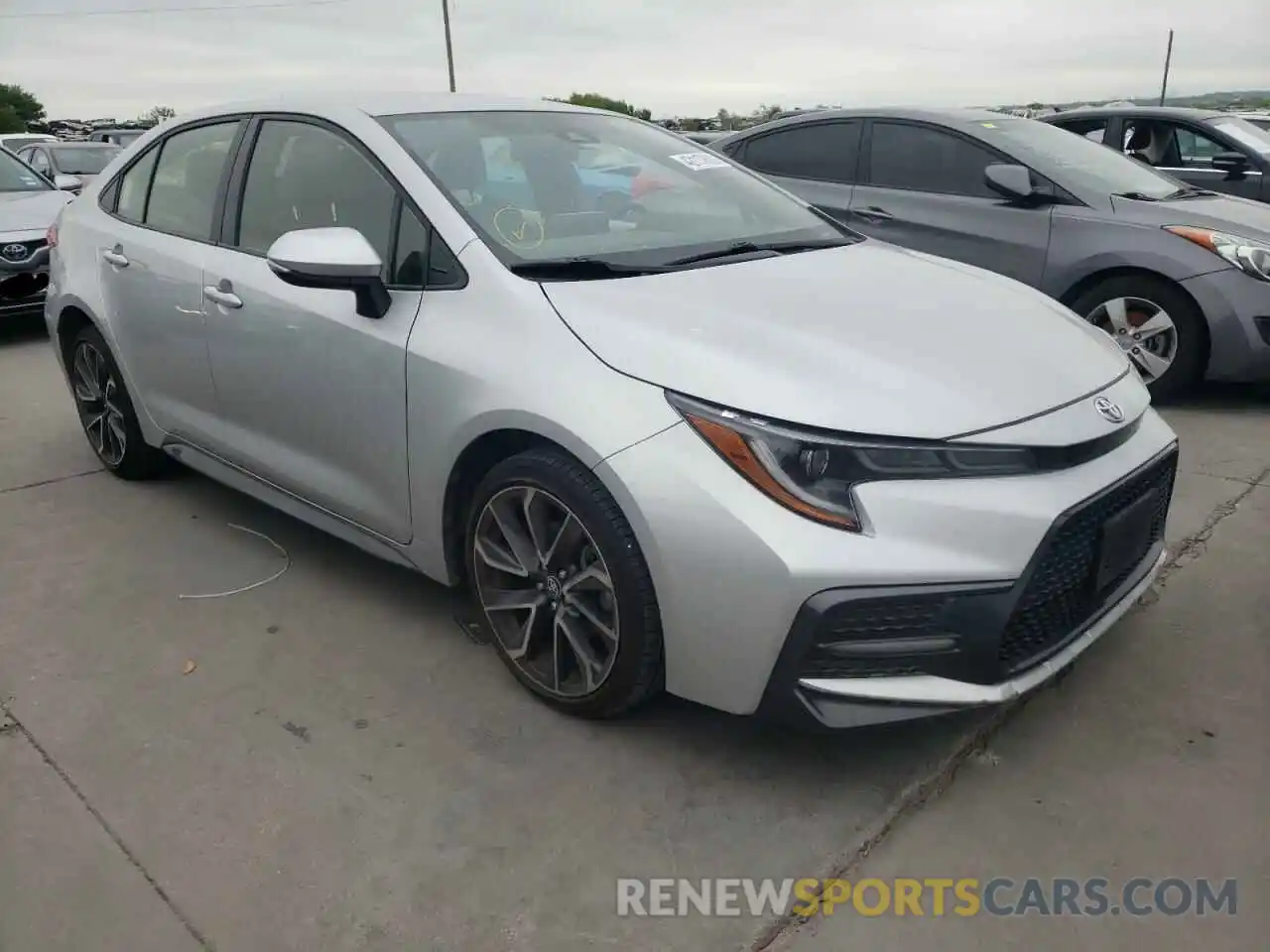 1 Photograph of a damaged car JTDS4RCE0LJ025696 TOYOTA COROLLA 2020