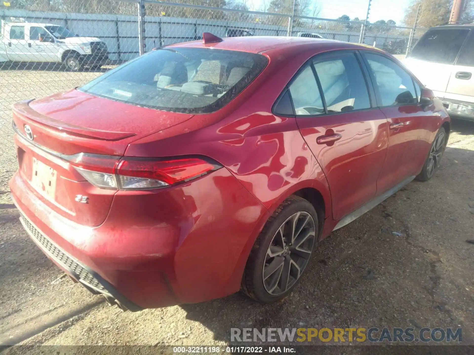 4 Photograph of a damaged car JTDS4RCE0LJ026170 TOYOTA COROLLA 2020