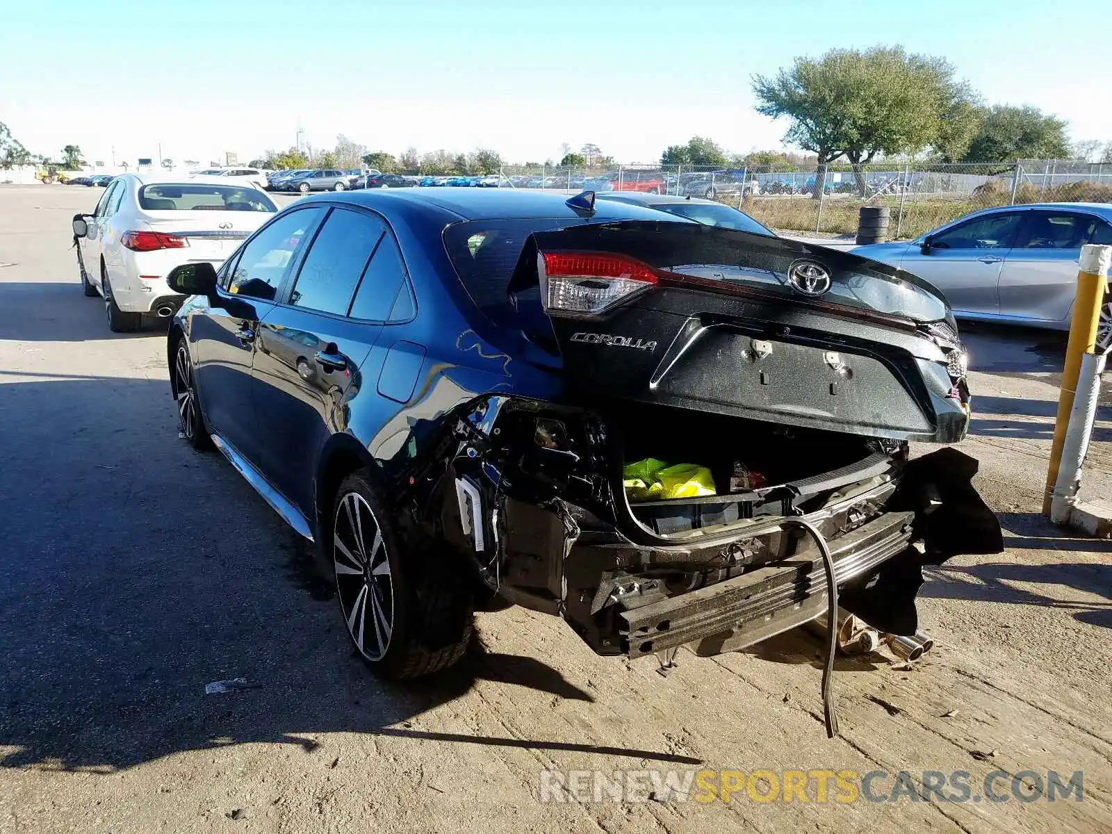 3 Photograph of a damaged car JTDS4RCE0LJ029571 TOYOTA COROLLA 2020