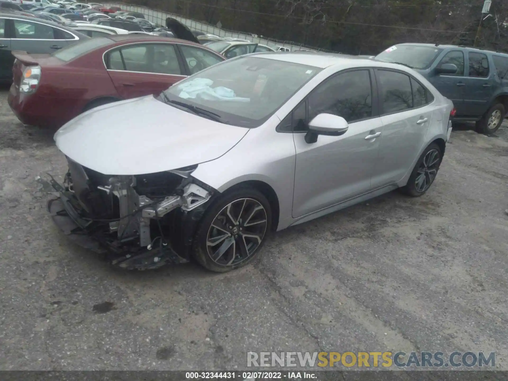 2 Photograph of a damaged car JTDS4RCE0LJ030249 TOYOTA COROLLA 2020