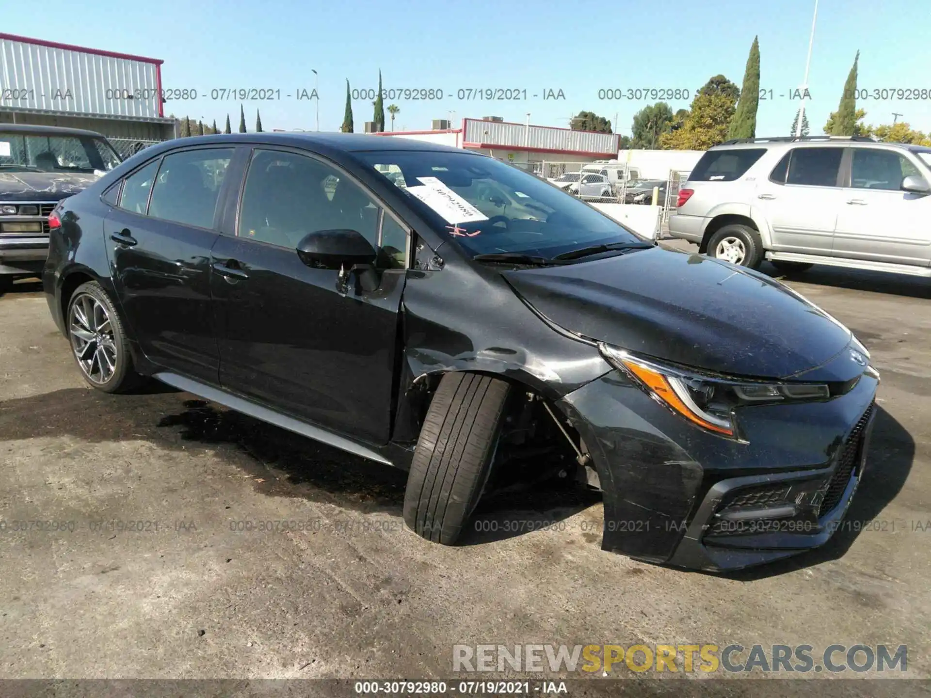 1 Photograph of a damaged car JTDS4RCE0LJ030347 TOYOTA COROLLA 2020