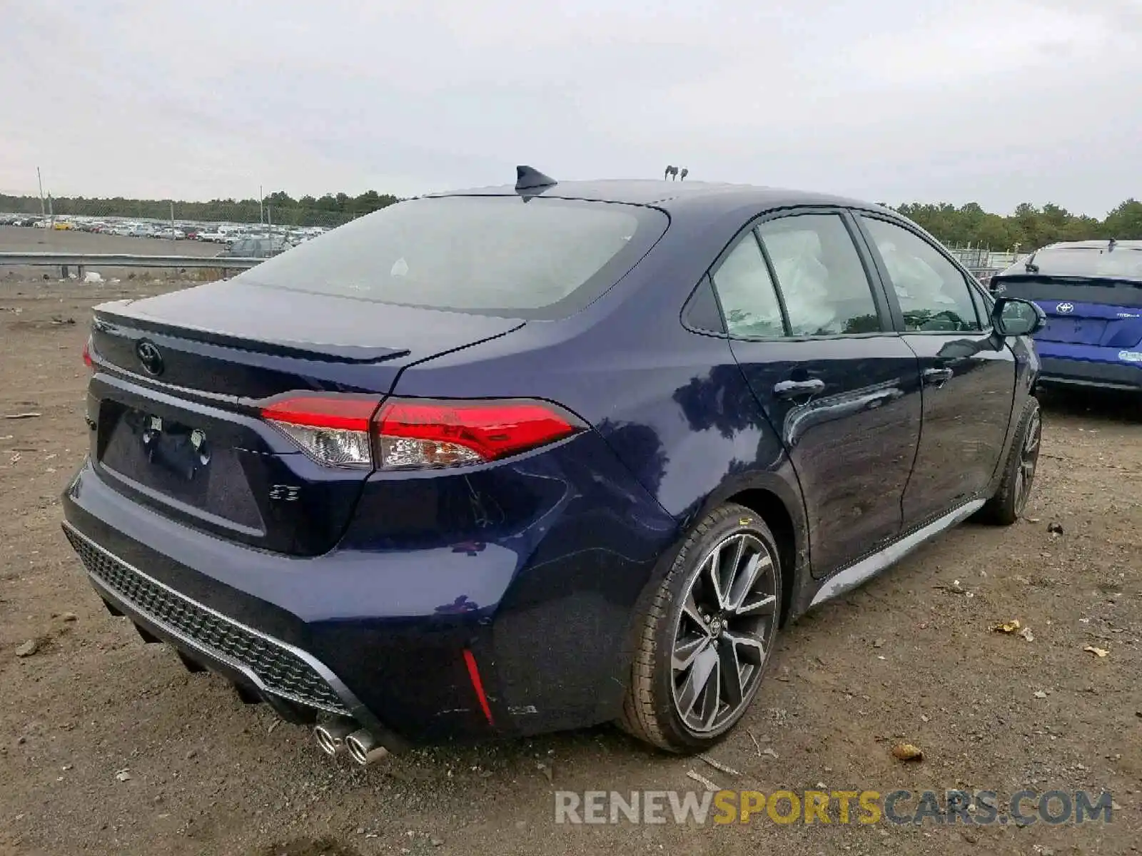 4 Photograph of a damaged car JTDS4RCE0LJ032826 TOYOTA COROLLA 2020