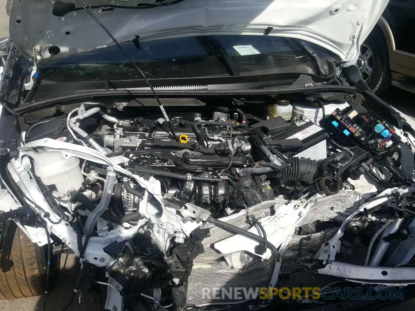 7 Photograph of a damaged car JTDS4RCE0LJ033202 TOYOTA COROLLA 2020