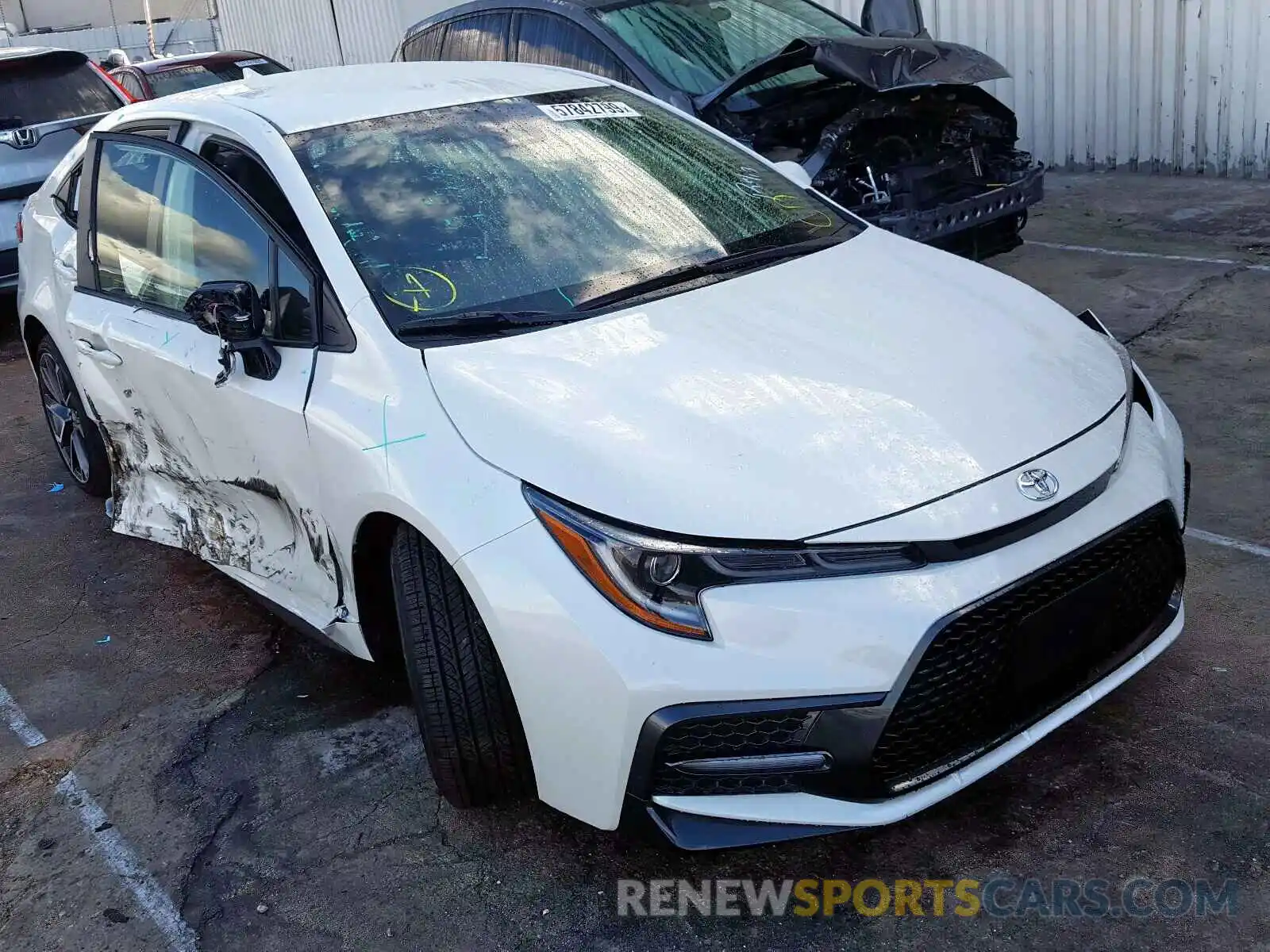 1 Photograph of a damaged car JTDS4RCE0LJ033524 TOYOTA COROLLA 2020