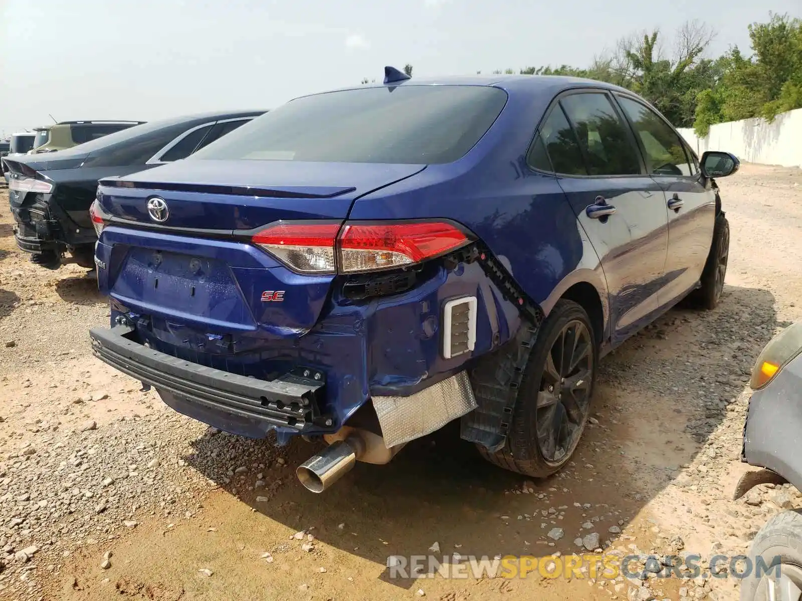 4 Photograph of a damaged car JTDS4RCE0LJ034477 TOYOTA COROLLA 2020