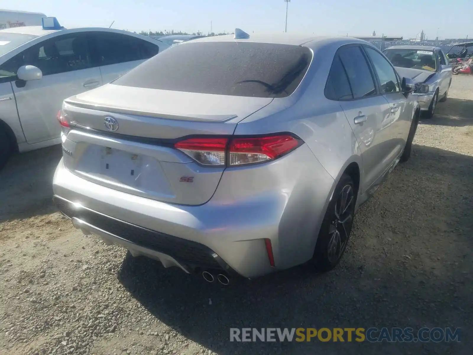 4 Photograph of a damaged car JTDS4RCE0LJ035872 TOYOTA COROLLA 2020