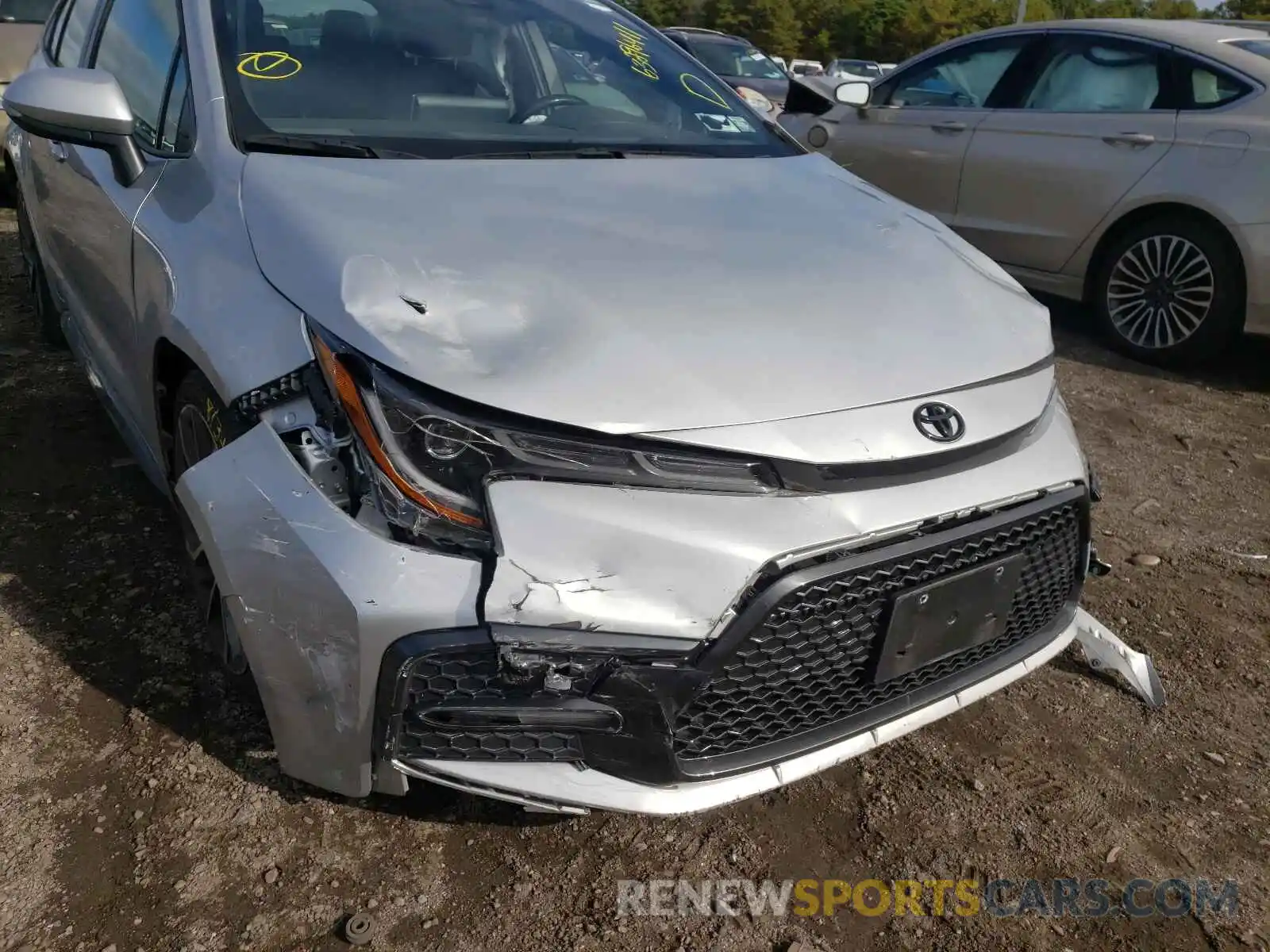 9 Photograph of a damaged car JTDS4RCE0LJ036116 TOYOTA COROLLA 2020