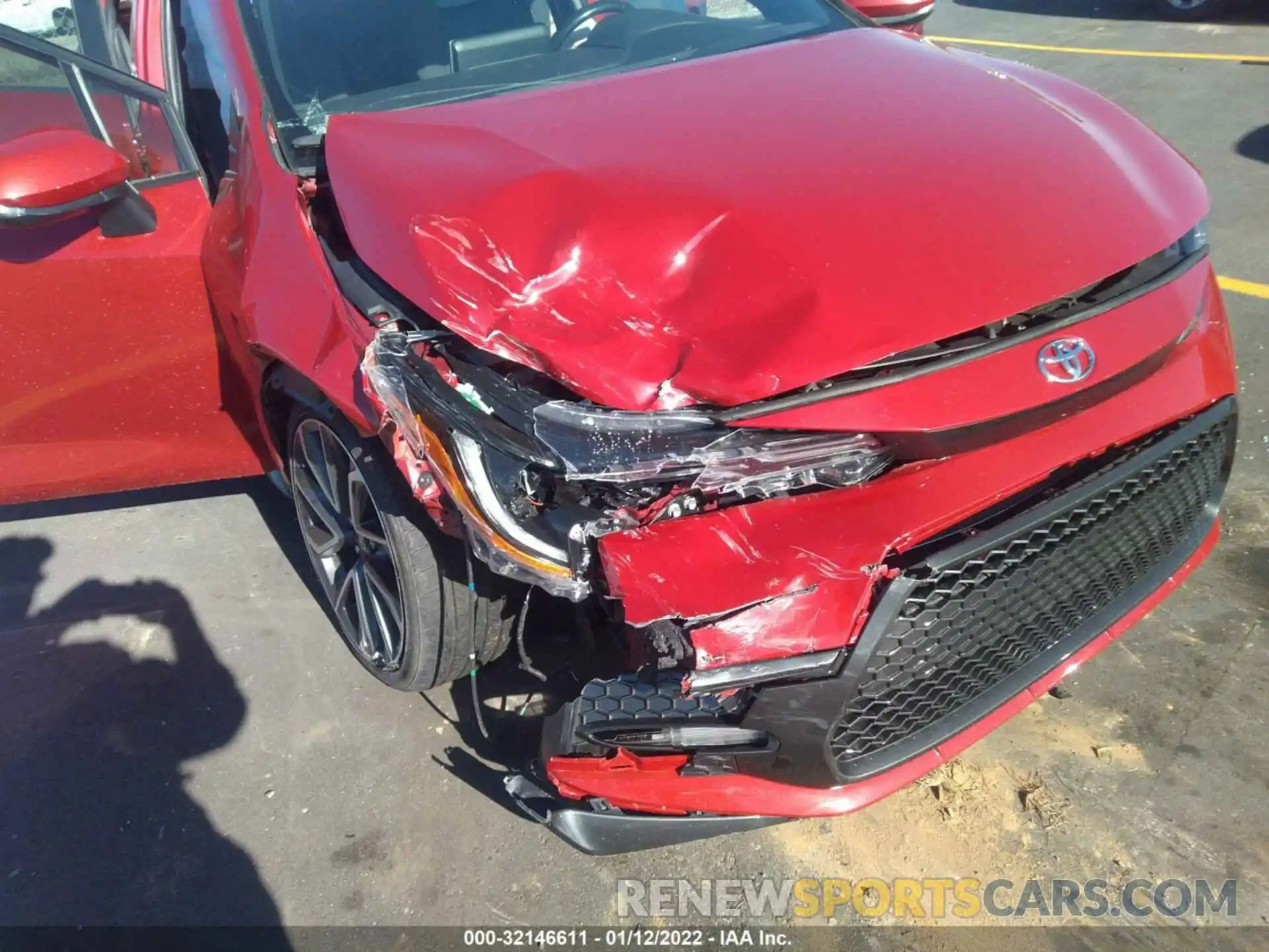 6 Photograph of a damaged car JTDS4RCE0LJ041140 TOYOTA COROLLA 2020