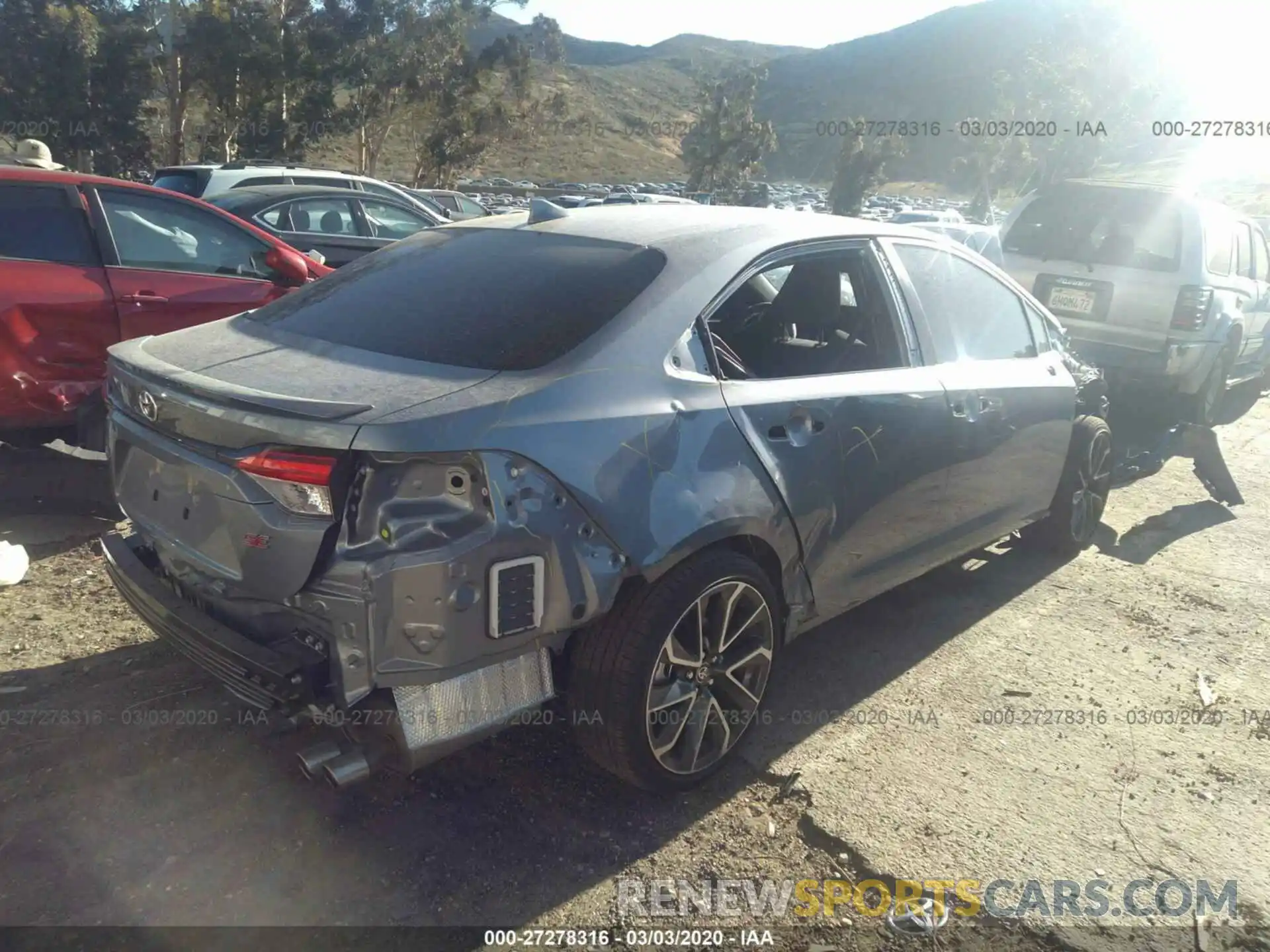 4 Photograph of a damaged car JTDS4RCE0LJ042790 TOYOTA COROLLA 2020