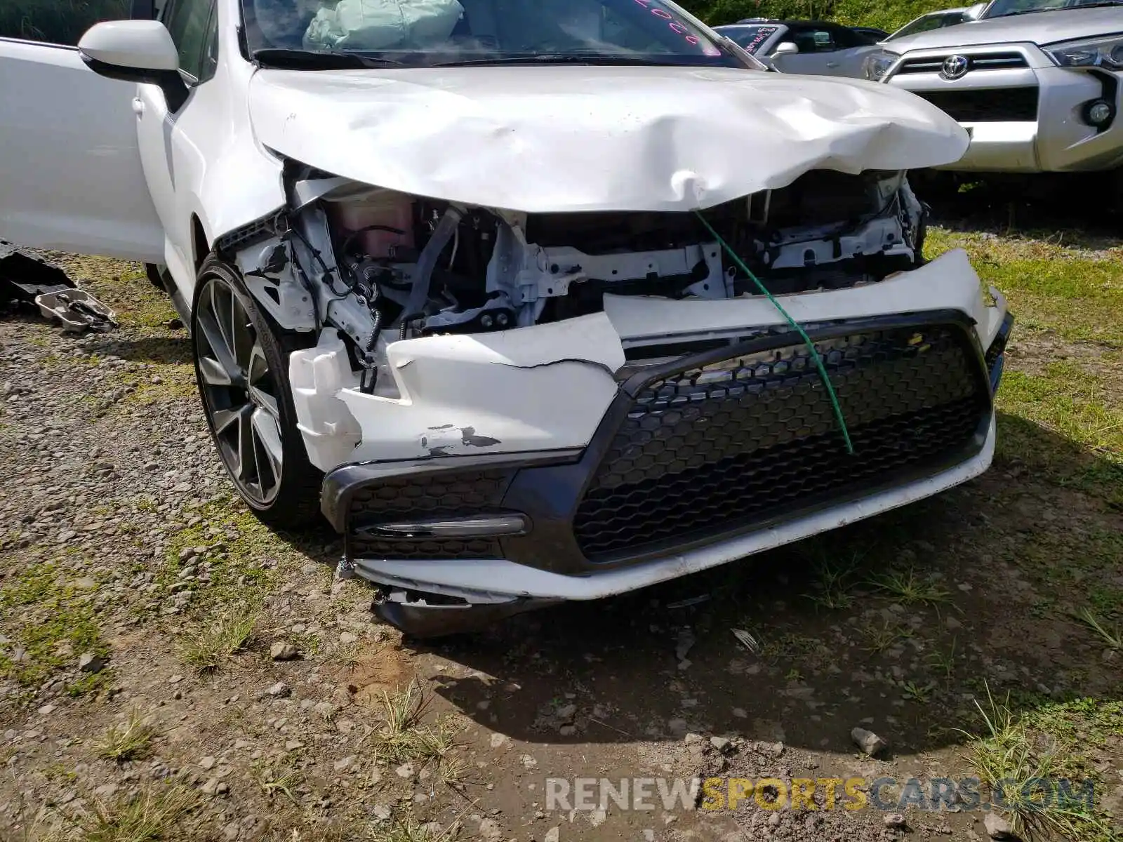 9 Photograph of a damaged car JTDS4RCE0LJ043678 TOYOTA COROLLA 2020