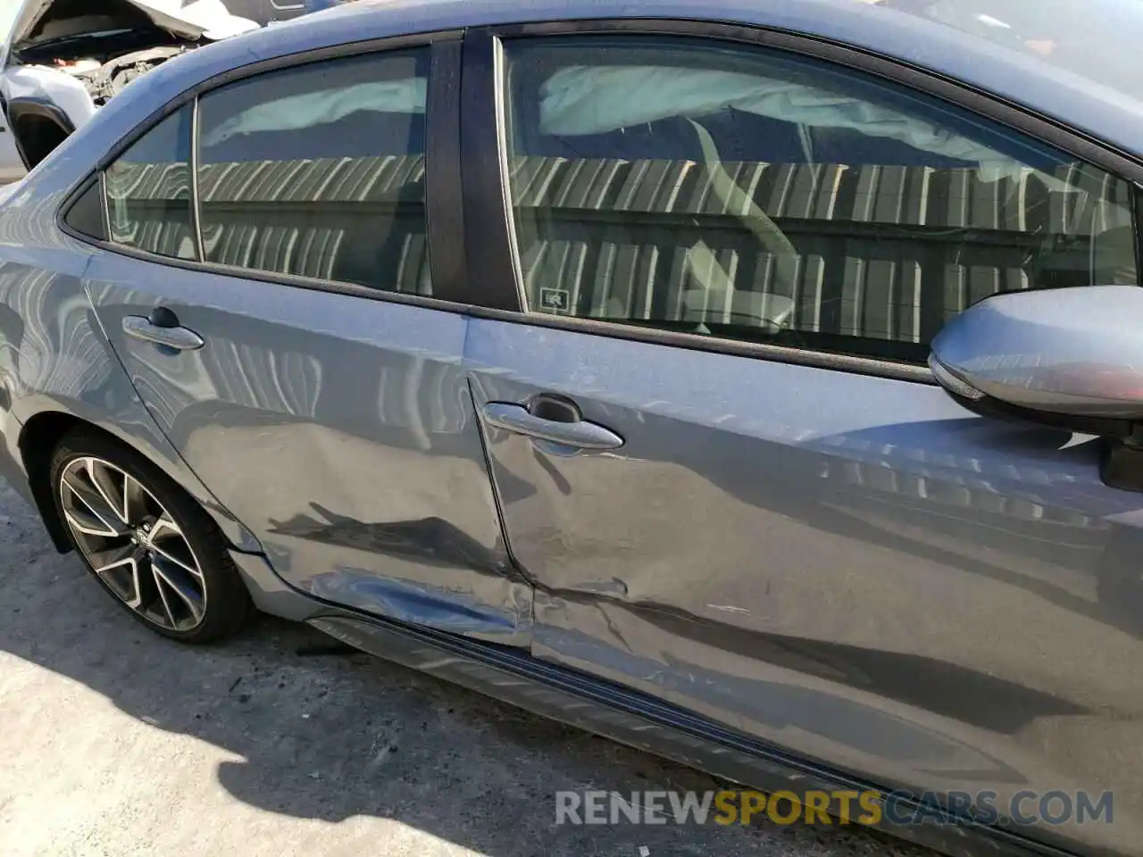 9 Photograph of a damaged car JTDS4RCE0LJ047987 TOYOTA COROLLA 2020