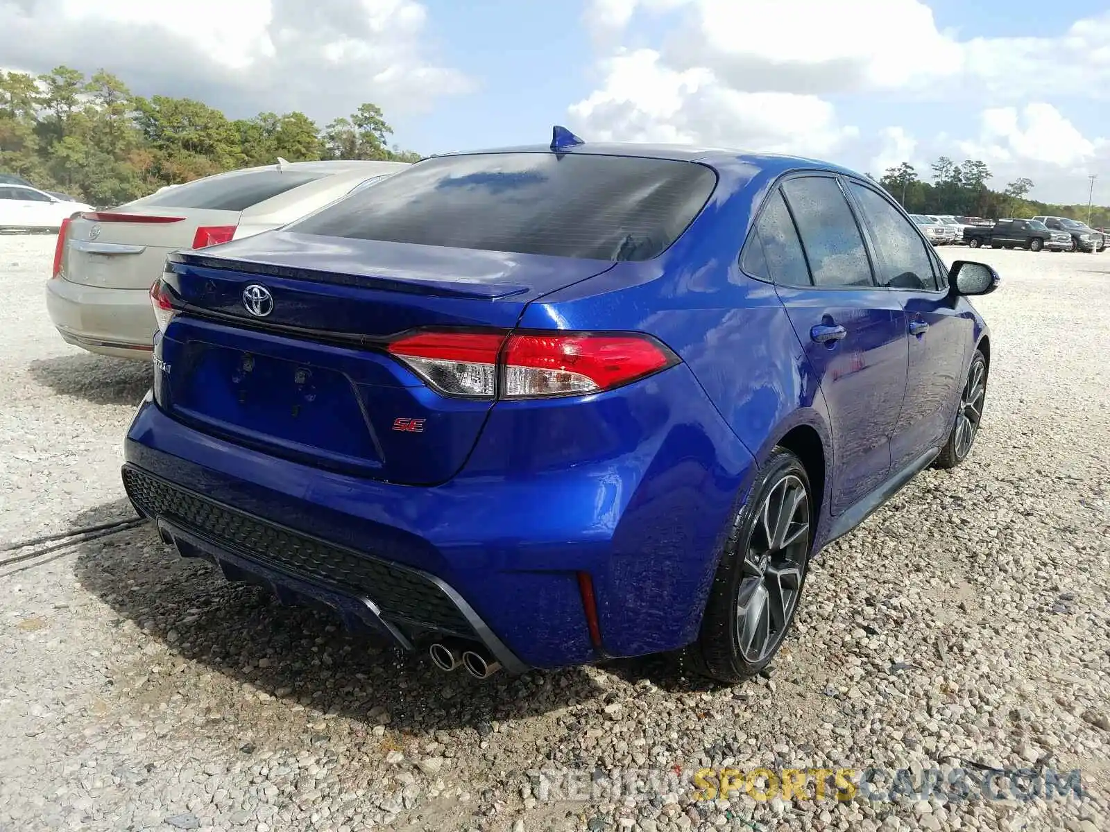 4 Photograph of a damaged car JTDS4RCE0LJ052025 TOYOTA COROLLA 2020