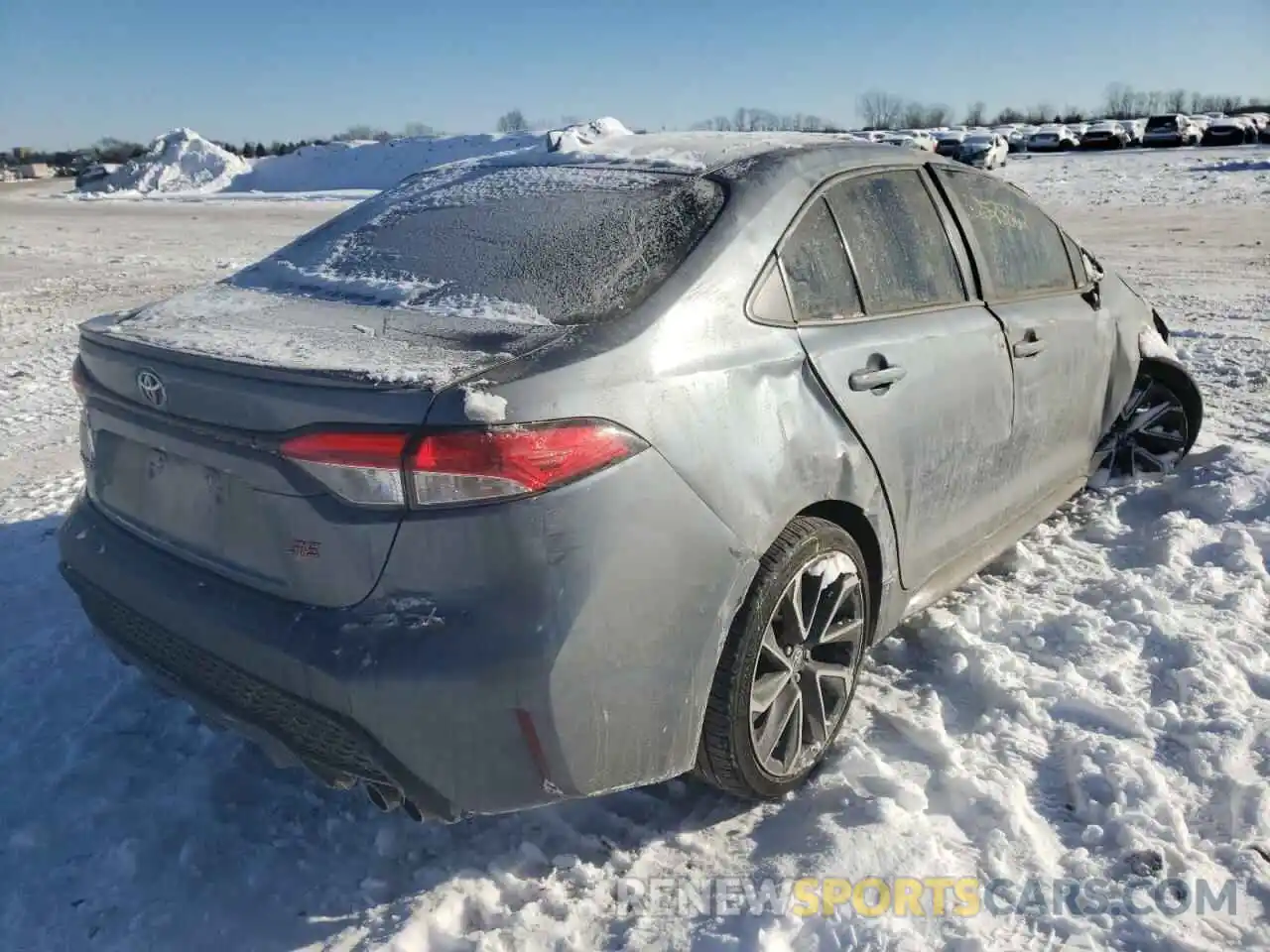 4 Photograph of a damaged car JTDS4RCE1LJ001228 TOYOTA COROLLA 2020