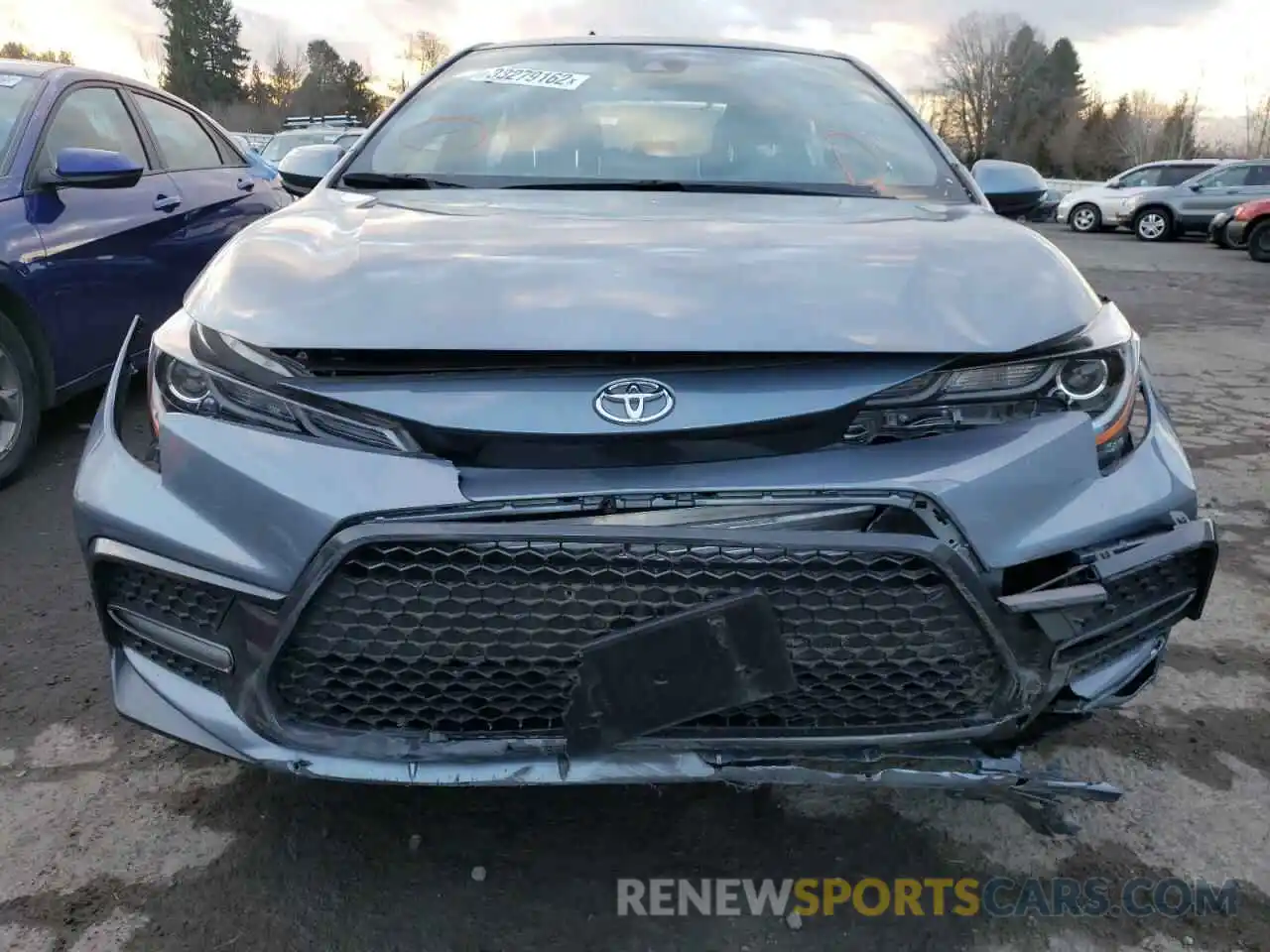 9 Photograph of a damaged car JTDS4RCE1LJ002914 TOYOTA COROLLA 2020