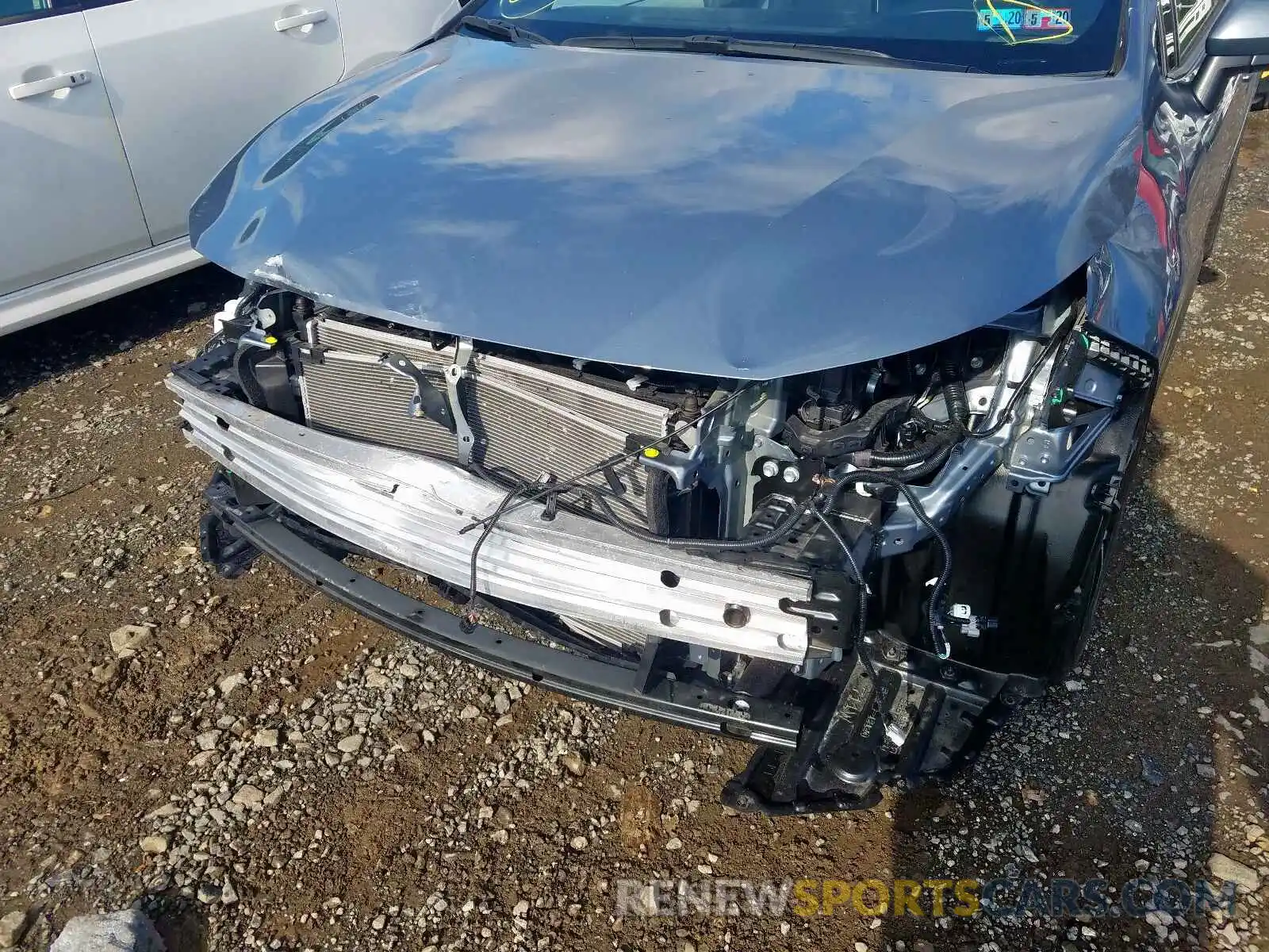 9 Photograph of a damaged car JTDS4RCE1LJ003299 TOYOTA COROLLA 2020