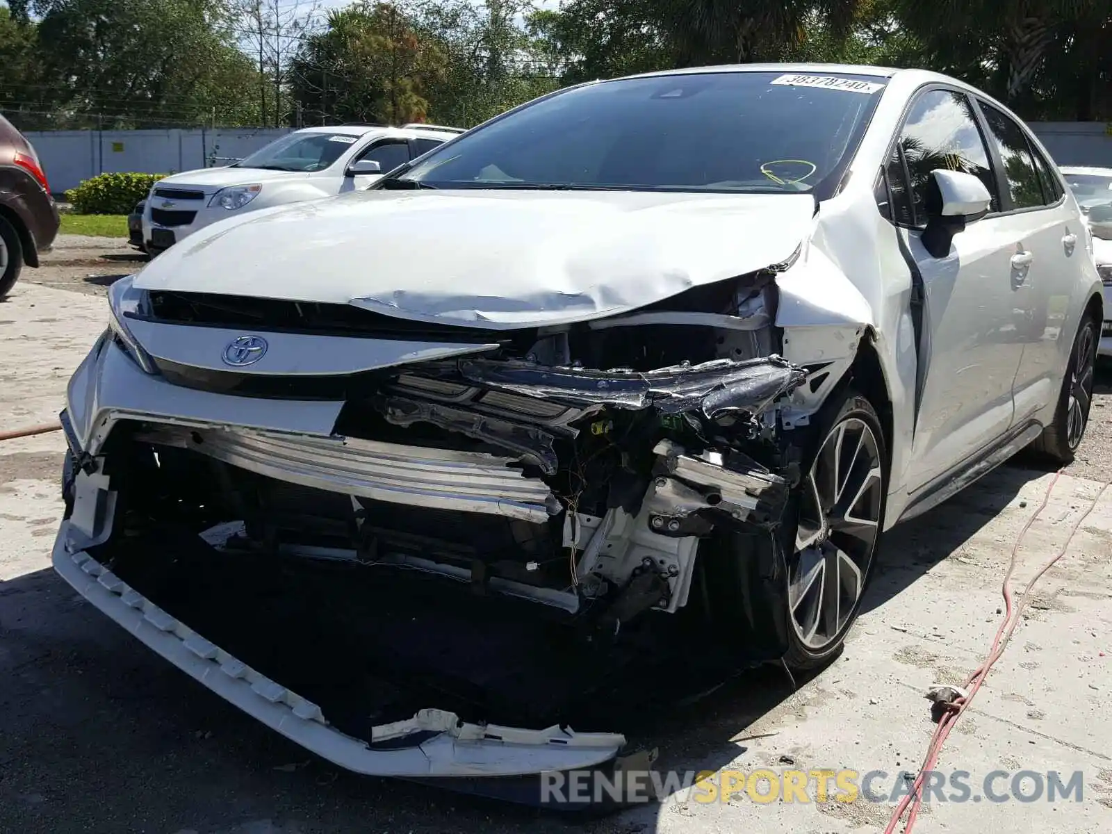 9 Photograph of a damaged car JTDS4RCE1LJ004923 TOYOTA COROLLA 2020