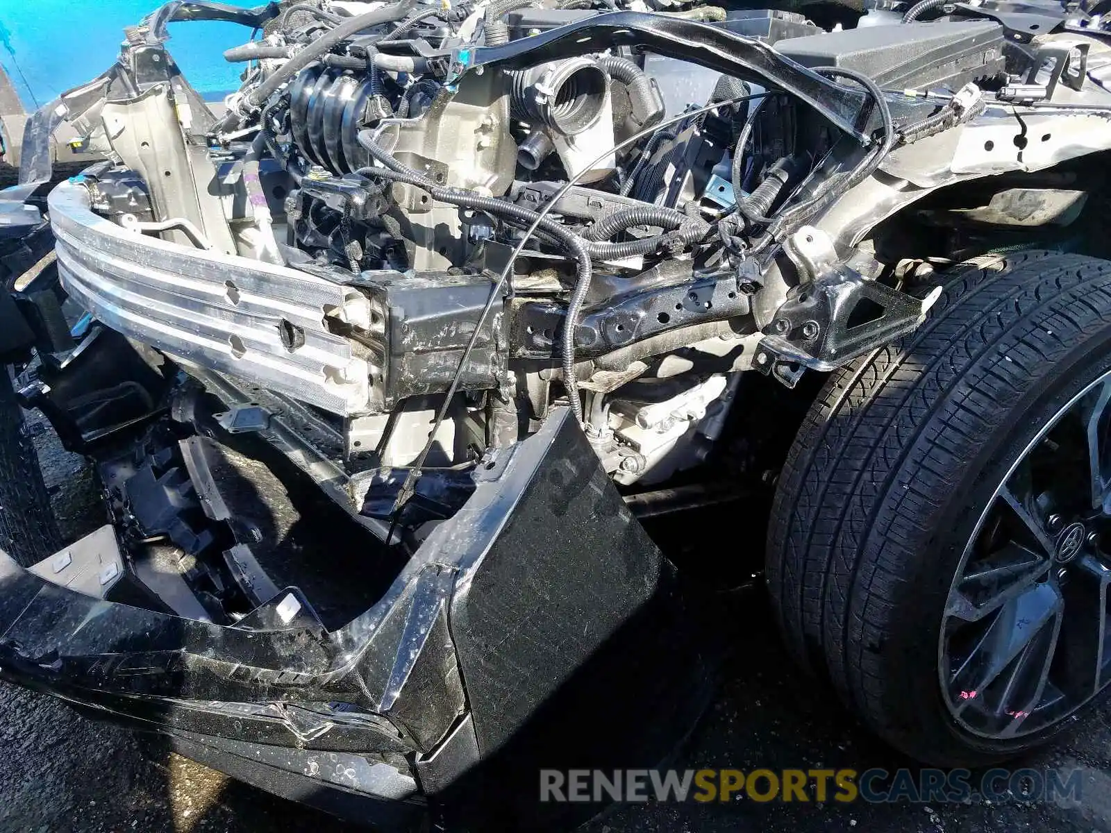 9 Photograph of a damaged car JTDS4RCE1LJ008132 TOYOTA COROLLA 2020