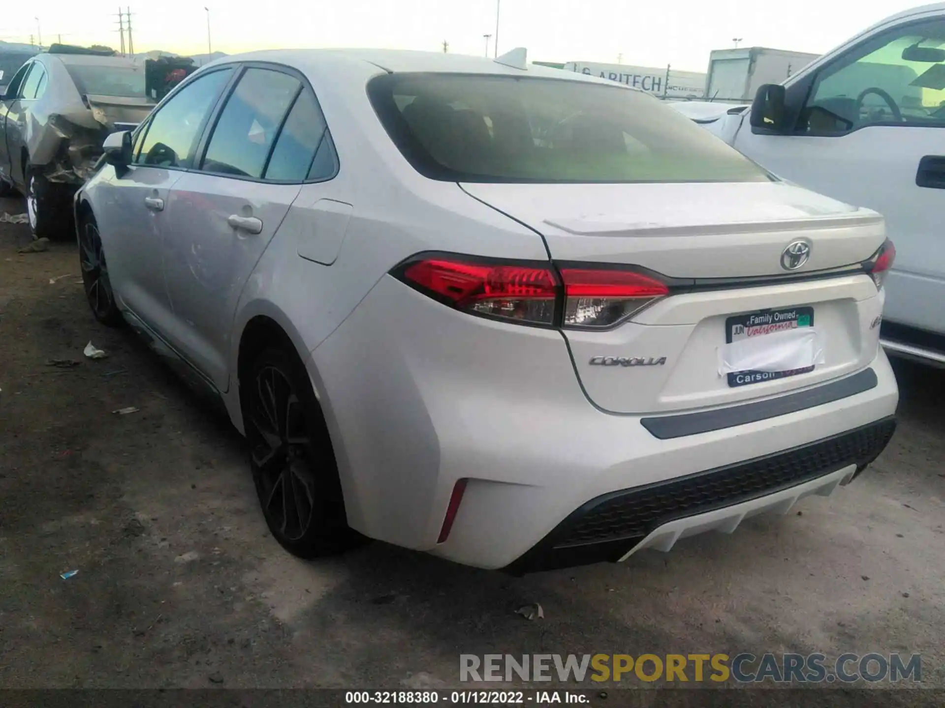 3 Photograph of a damaged car JTDS4RCE1LJ008972 TOYOTA COROLLA 2020