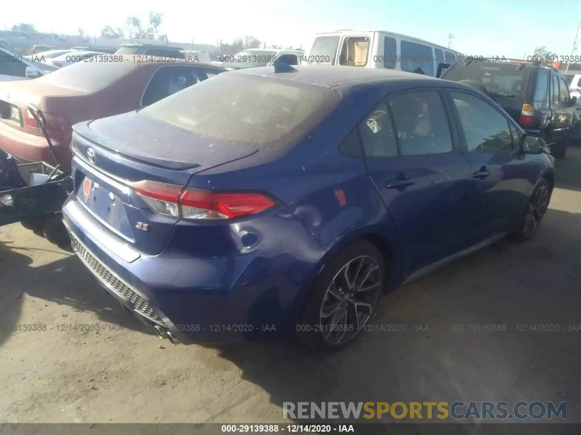 4 Photograph of a damaged car JTDS4RCE1LJ009474 TOYOTA COROLLA 2020