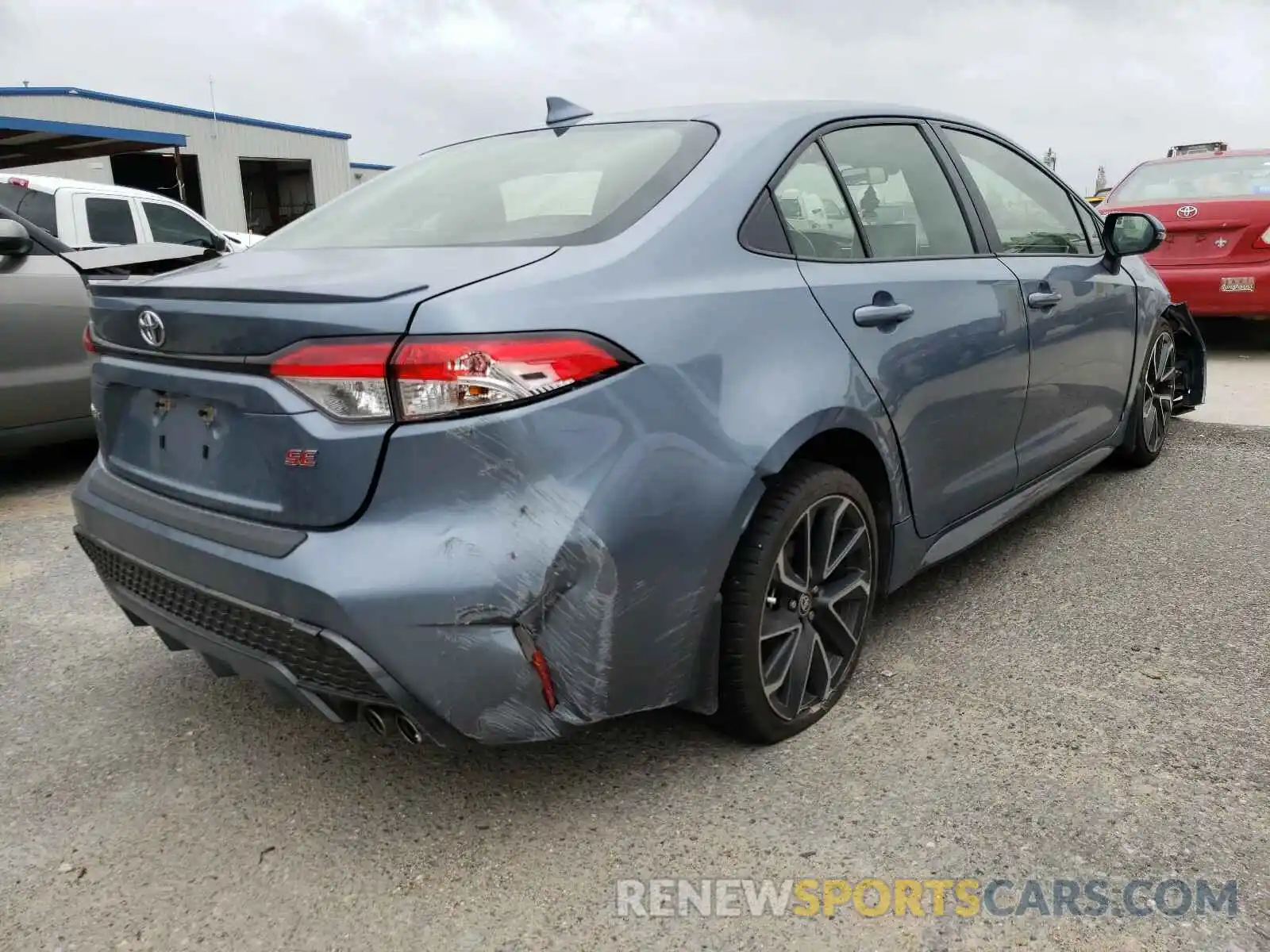 4 Photograph of a damaged car JTDS4RCE1LJ010804 TOYOTA COROLLA 2020