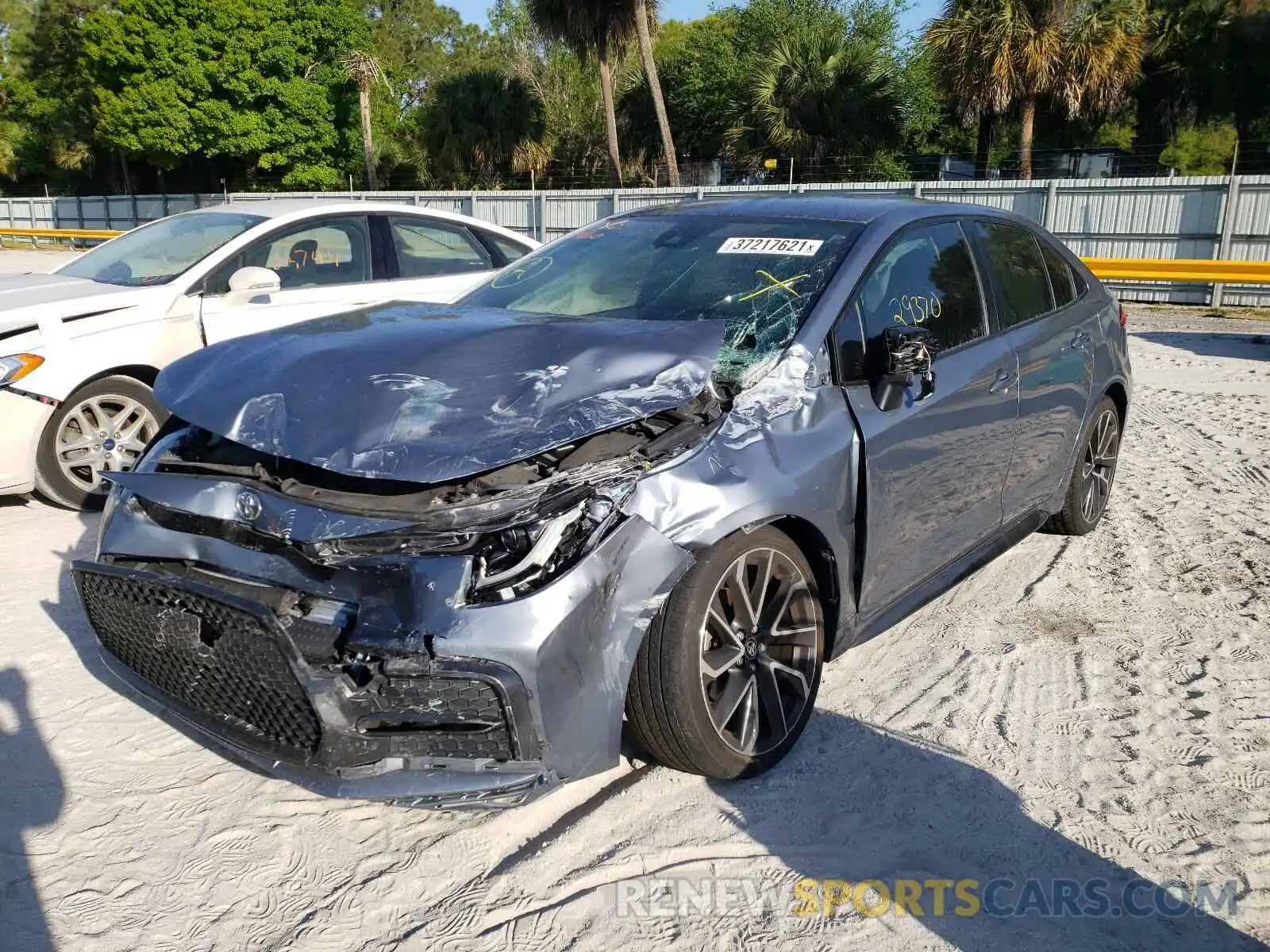 2 Photograph of a damaged car JTDS4RCE1LJ011340 TOYOTA COROLLA 2020