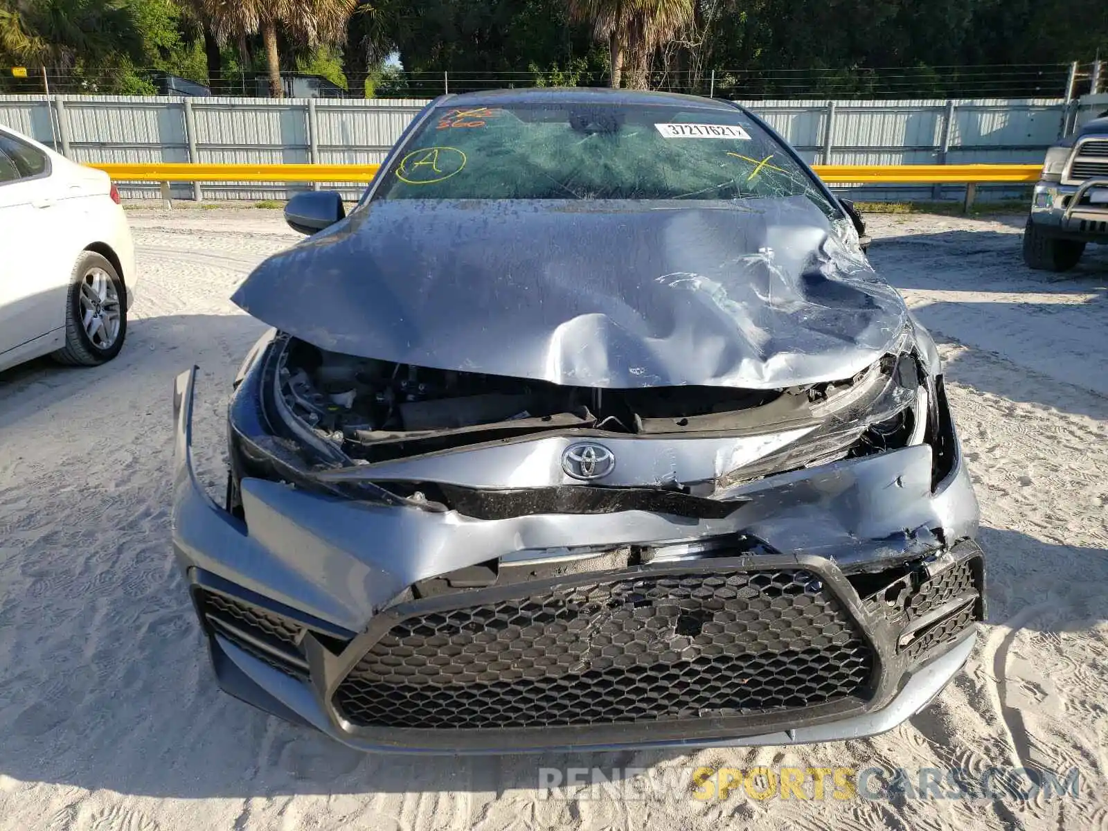 9 Photograph of a damaged car JTDS4RCE1LJ011340 TOYOTA COROLLA 2020