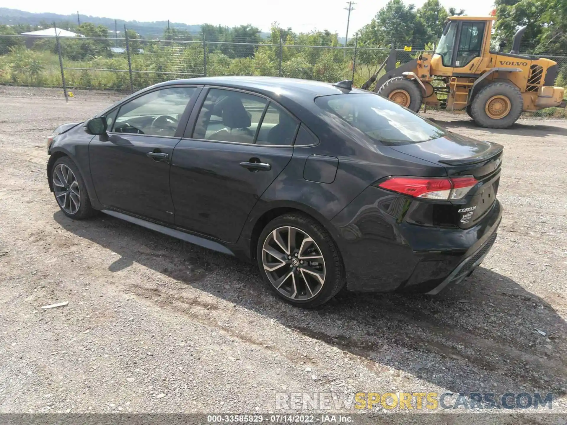 3 Photograph of a damaged car JTDS4RCE1LJ011385 TOYOTA COROLLA 2020