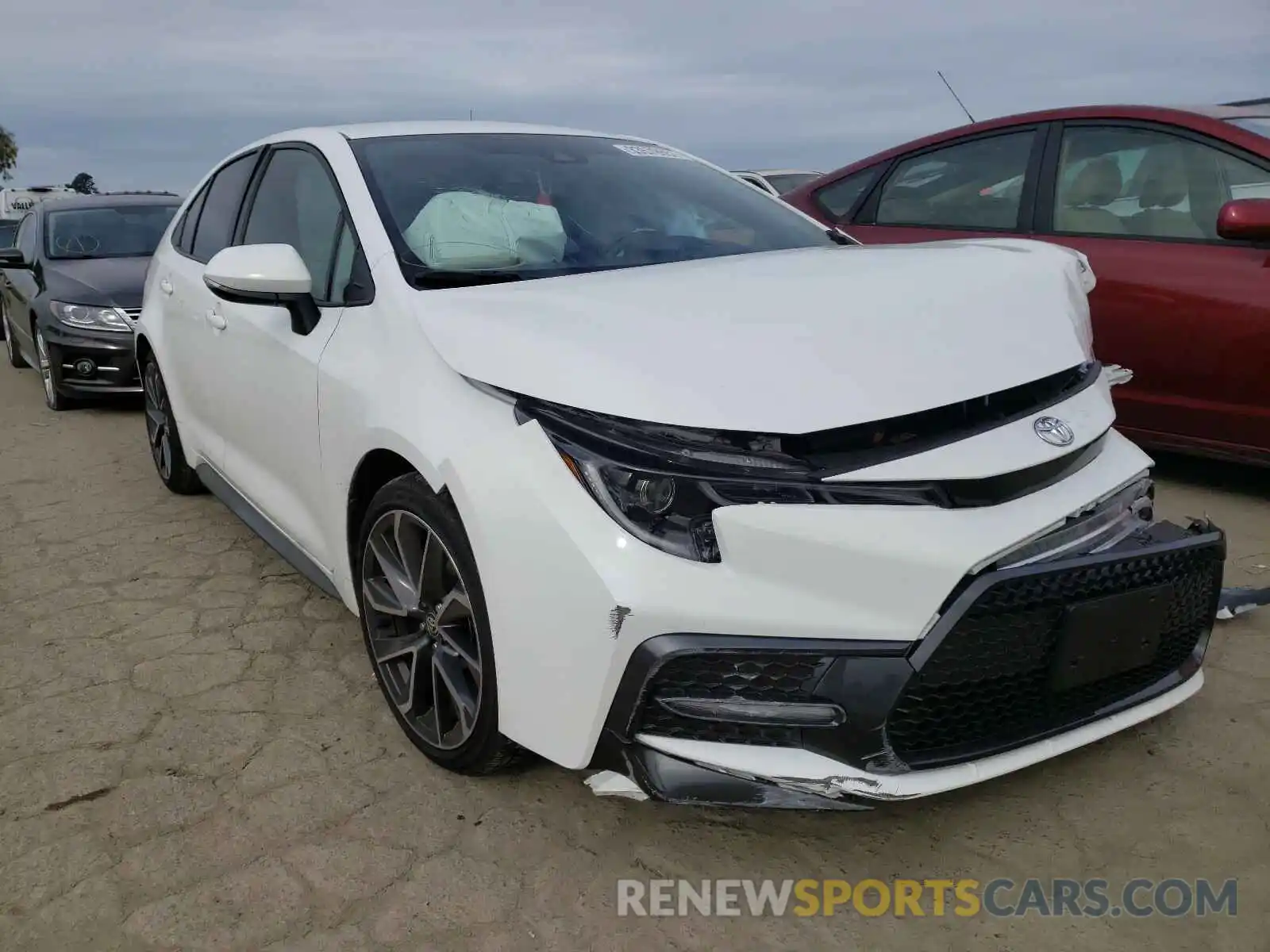 1 Photograph of a damaged car JTDS4RCE1LJ011841 TOYOTA COROLLA 2020