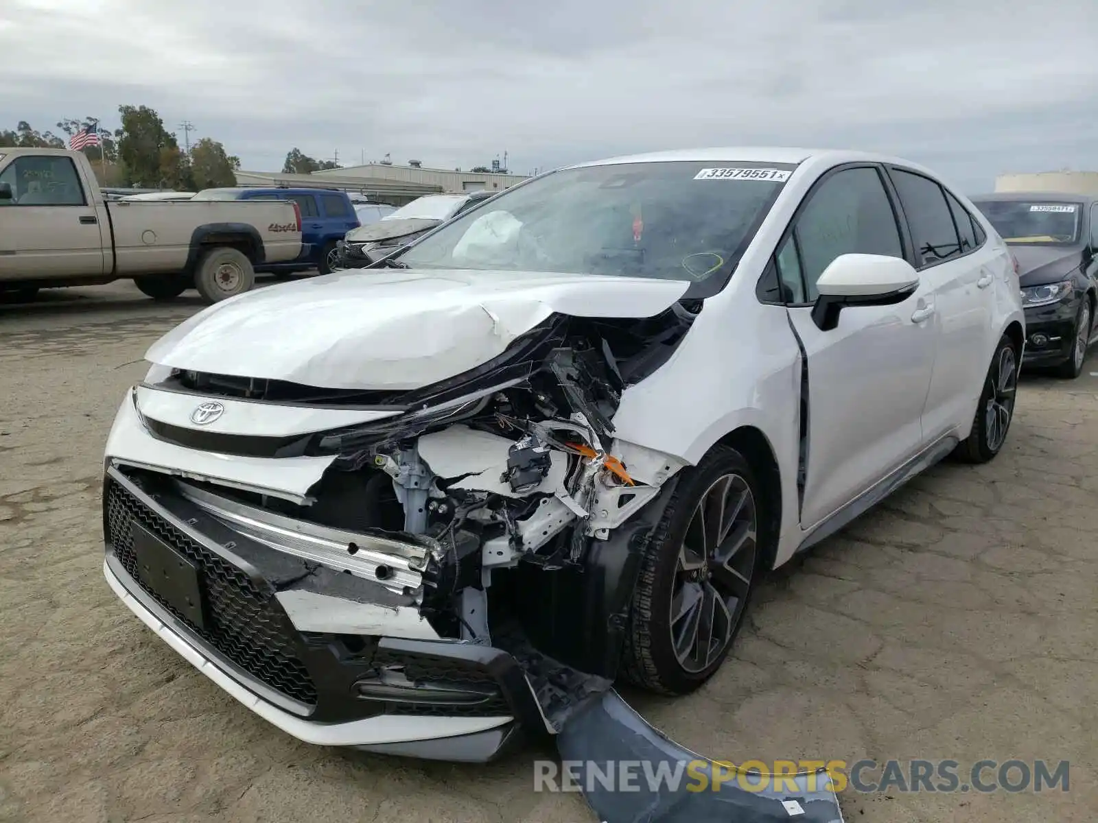 2 Photograph of a damaged car JTDS4RCE1LJ011841 TOYOTA COROLLA 2020