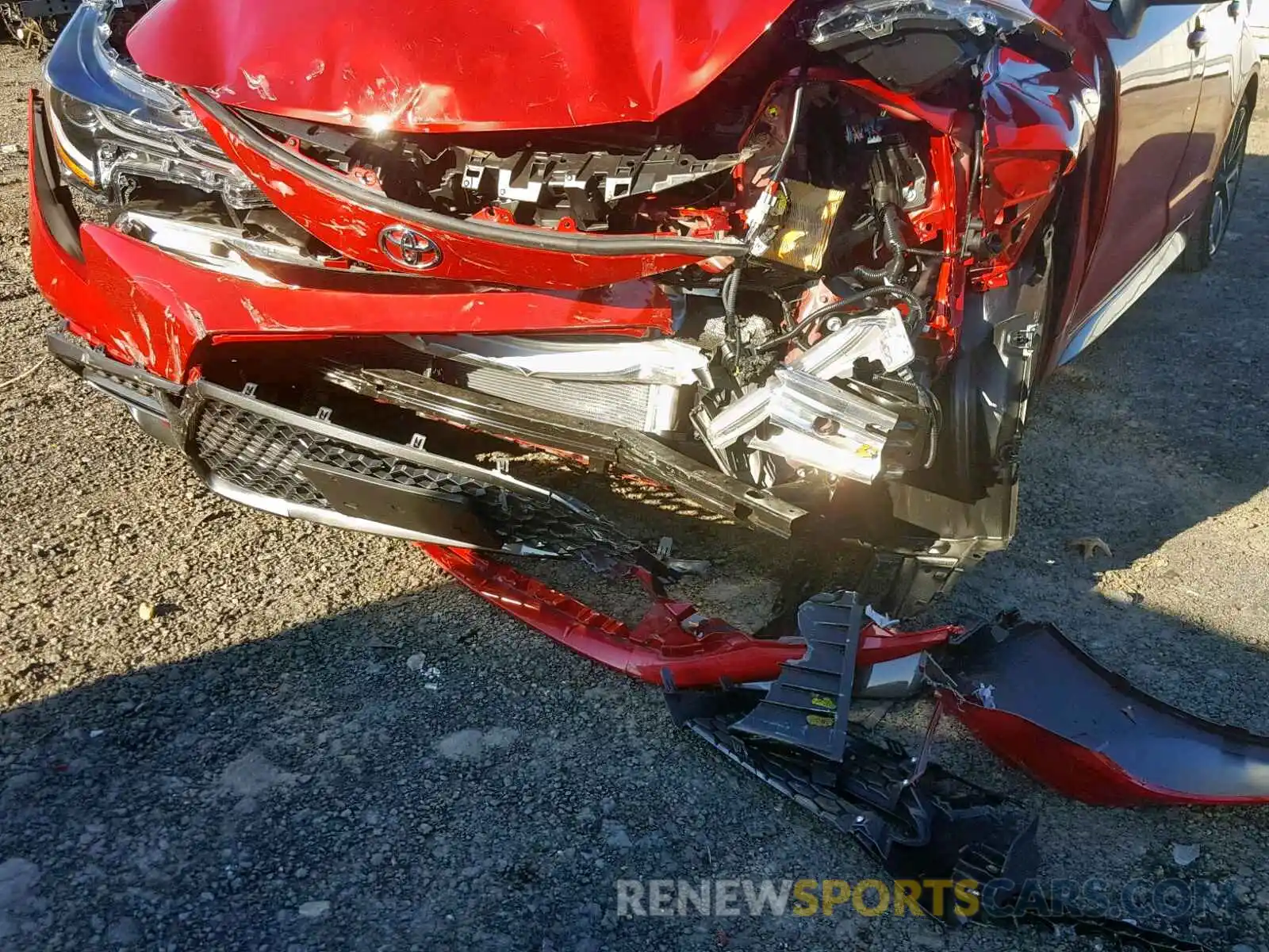 9 Photograph of a damaged car JTDS4RCE1LJ012536 TOYOTA COROLLA 2020