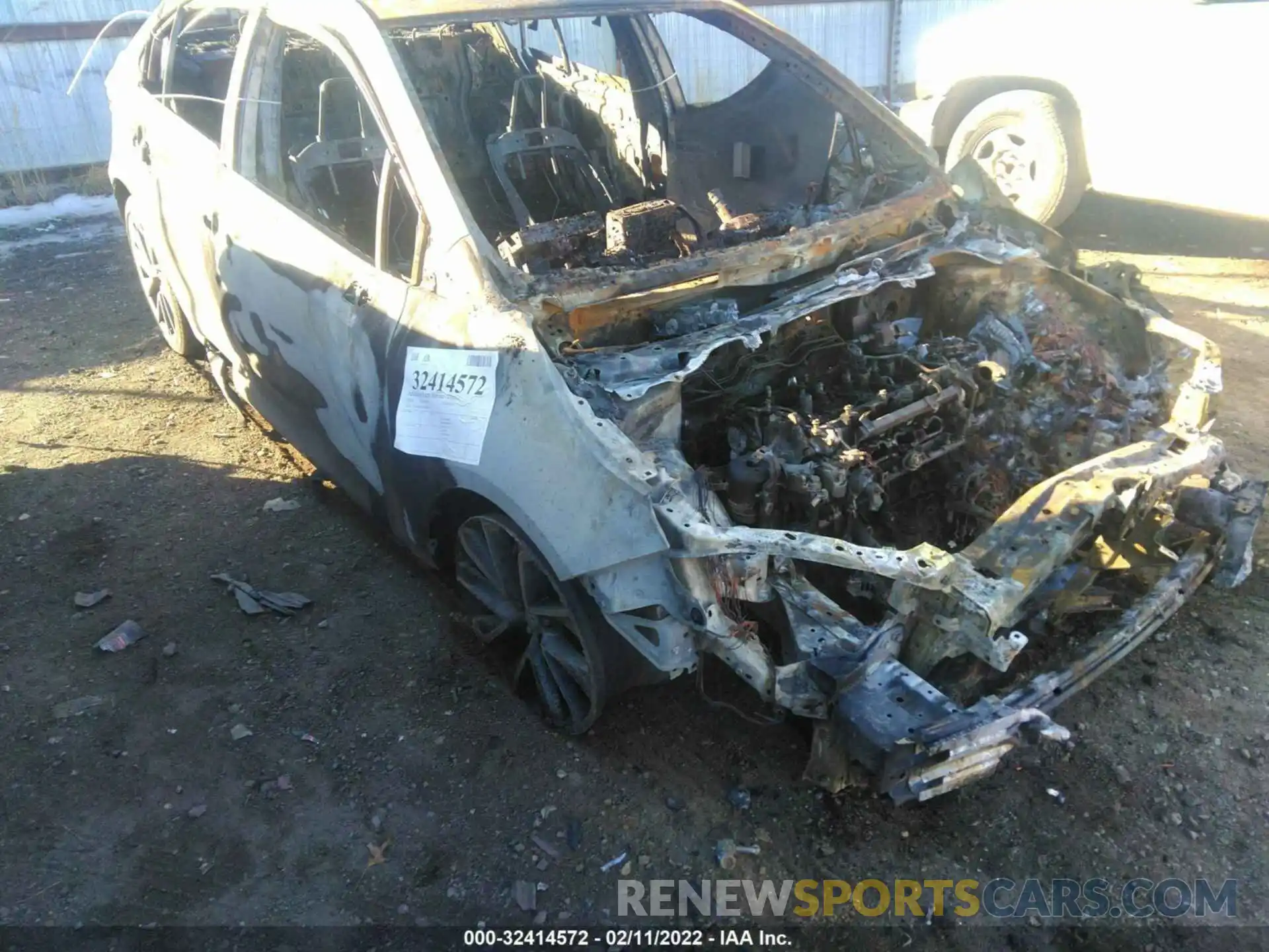 1 Photograph of a damaged car JTDS4RCE1LJ015808 TOYOTA COROLLA 2020