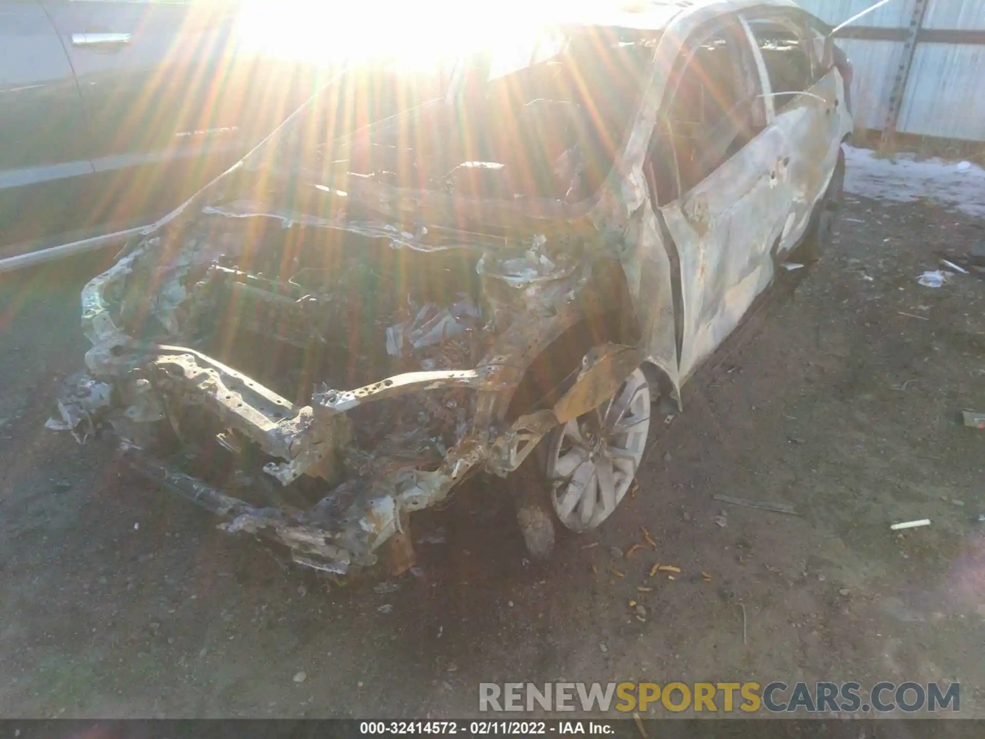 6 Photograph of a damaged car JTDS4RCE1LJ015808 TOYOTA COROLLA 2020