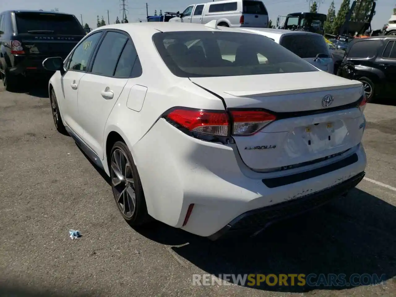 3 Photograph of a damaged car JTDS4RCE1LJ015937 TOYOTA COROLLA 2020