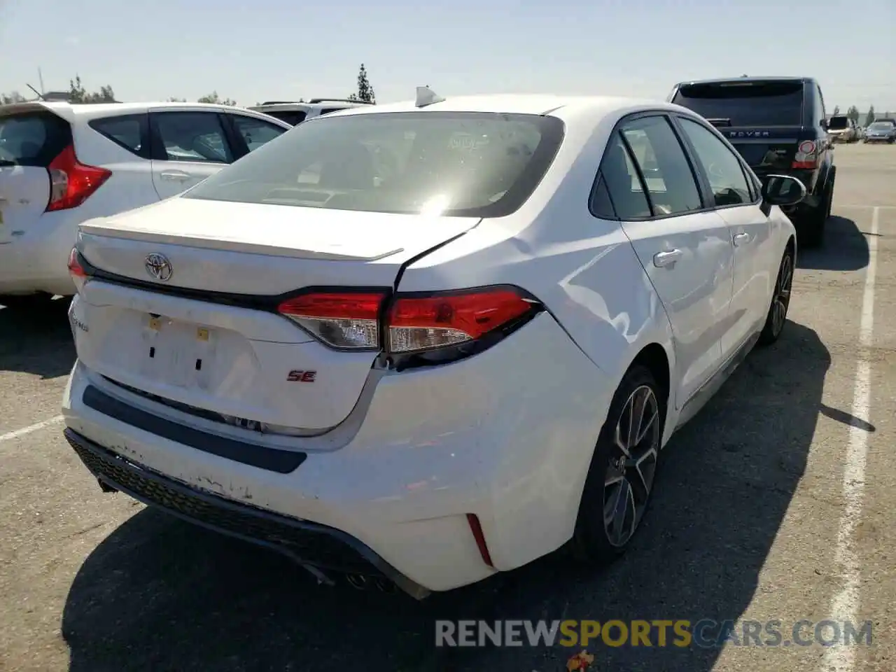 4 Photograph of a damaged car JTDS4RCE1LJ015937 TOYOTA COROLLA 2020