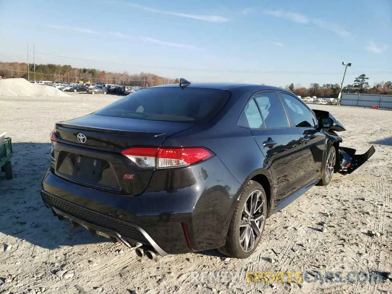 4 Photograph of a damaged car JTDS4RCE1LJ019146 TOYOTA COROLLA 2020