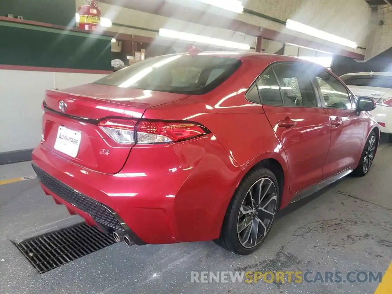 4 Photograph of a damaged car JTDS4RCE1LJ020152 TOYOTA COROLLA 2020