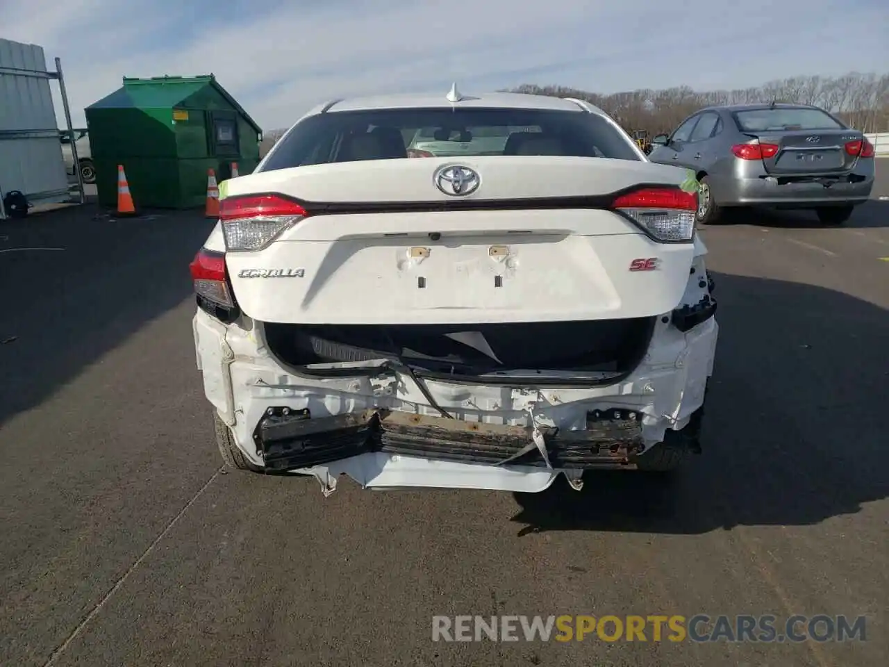 9 Photograph of a damaged car JTDS4RCE1LJ023763 TOYOTA COROLLA 2020