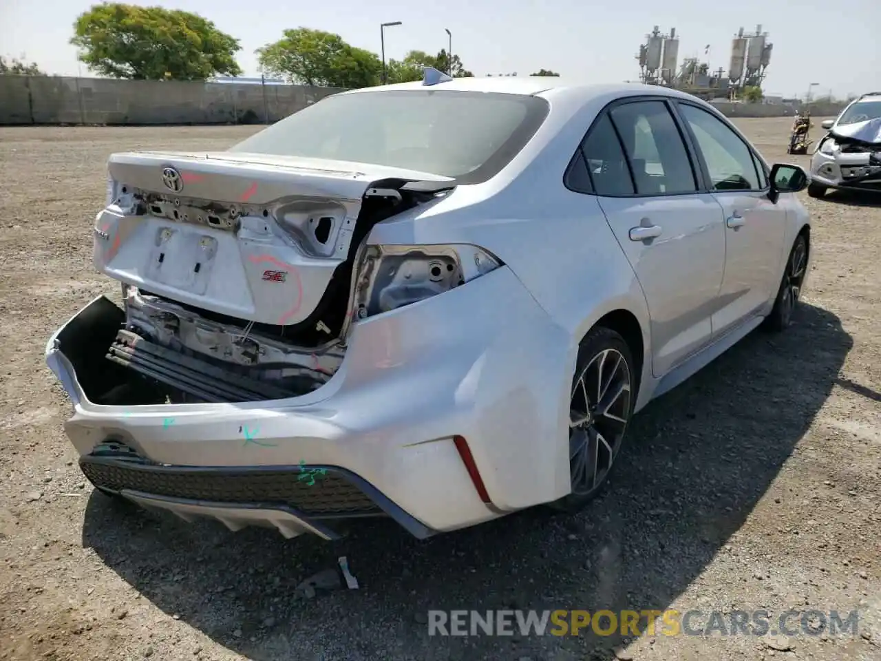 4 Photograph of a damaged car JTDS4RCE1LJ024749 TOYOTA COROLLA 2020