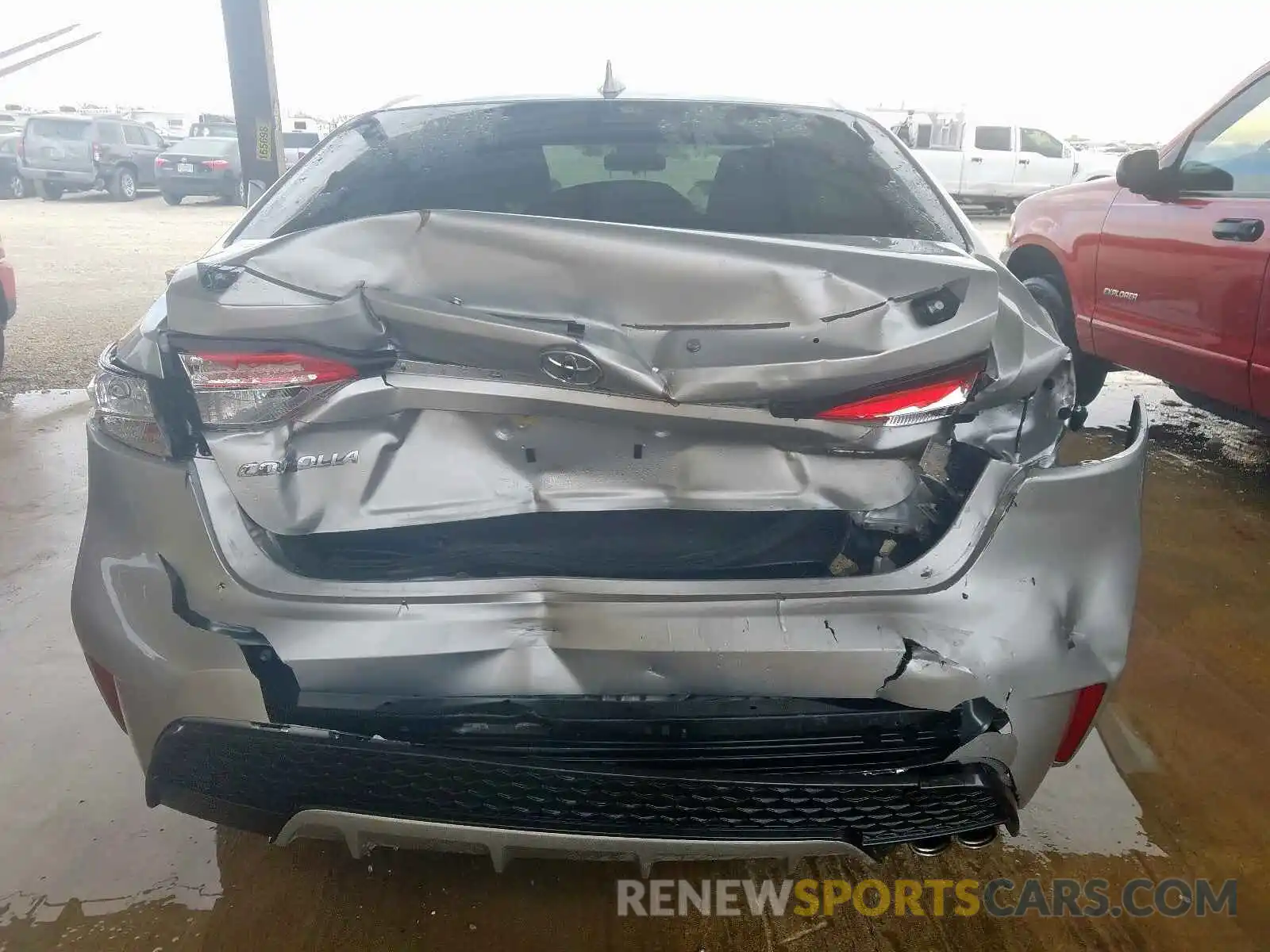 9 Photograph of a damaged car JTDS4RCE1LJ026436 TOYOTA COROLLA 2020