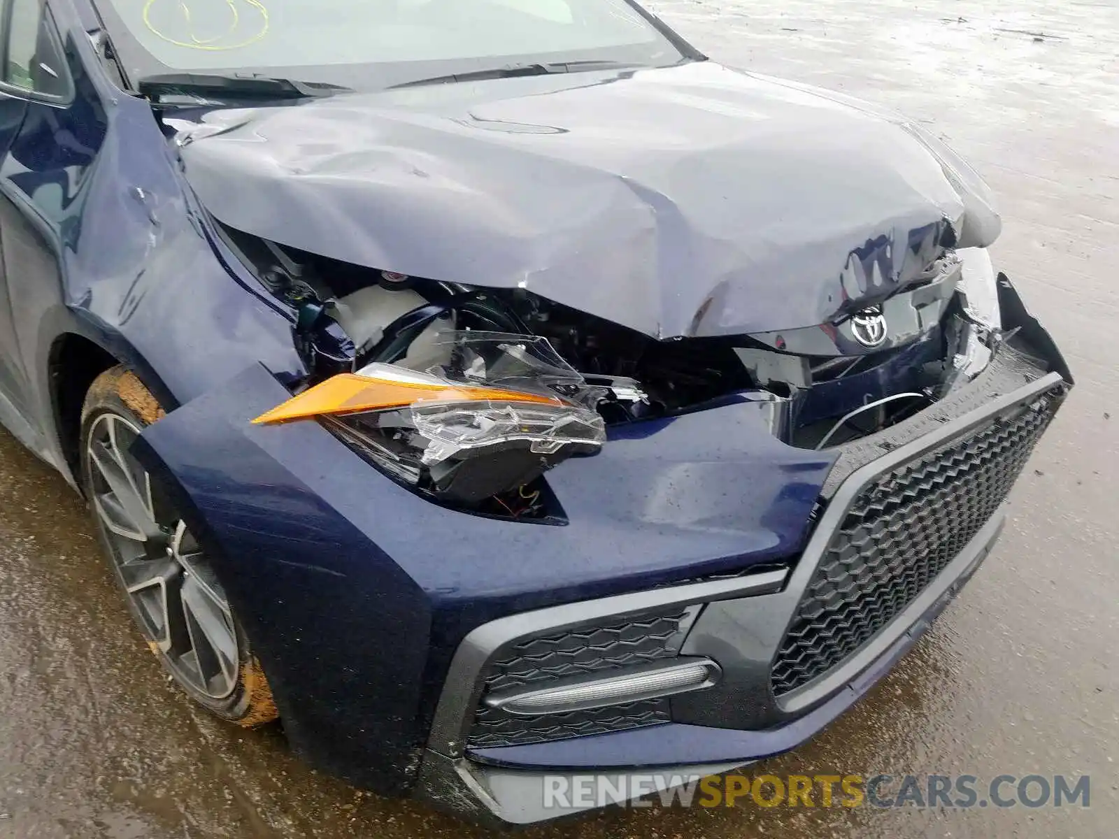 9 Photograph of a damaged car JTDS4RCE1LJ029899 TOYOTA COROLLA 2020