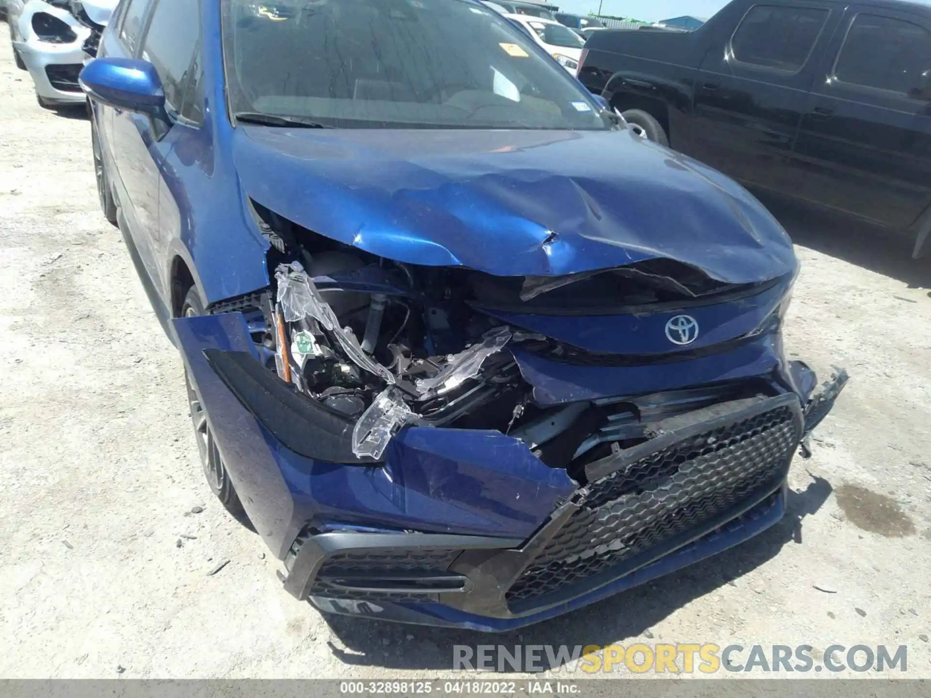 6 Photograph of a damaged car JTDS4RCE1LJ030826 TOYOTA COROLLA 2020