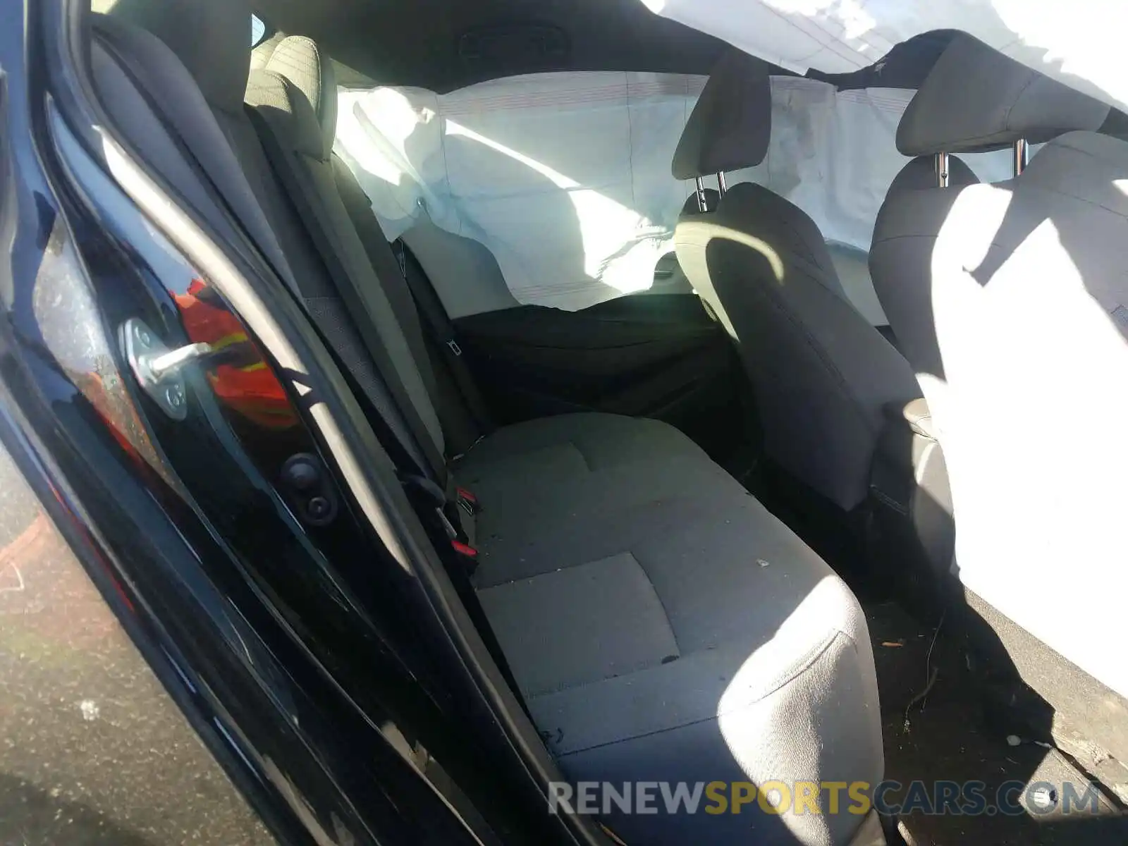 6 Photograph of a damaged car JTDS4RCE1LJ039624 TOYOTA COROLLA 2020