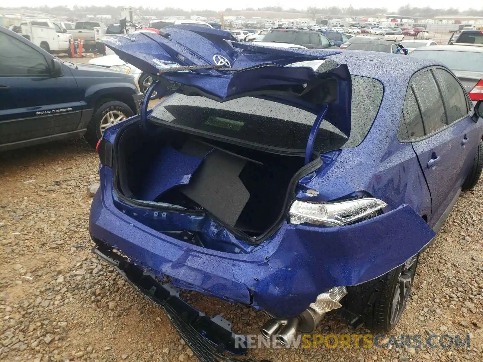 9 Photograph of a damaged car JTDS4RCE1LJ040045 TOYOTA COROLLA 2020